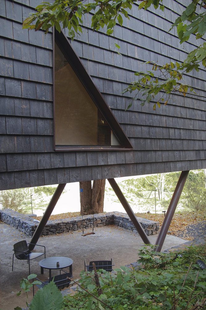 The Treehouse, Mask in the Forest