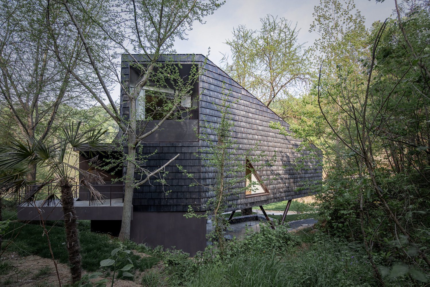 Arch2O The Treehouse Mask in the Forest Moguang Studio15