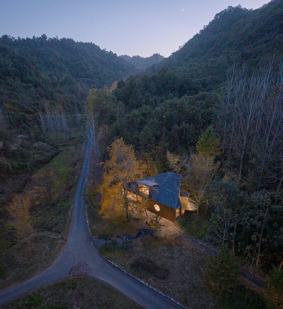 The Treehouse, Mask in the Forest
