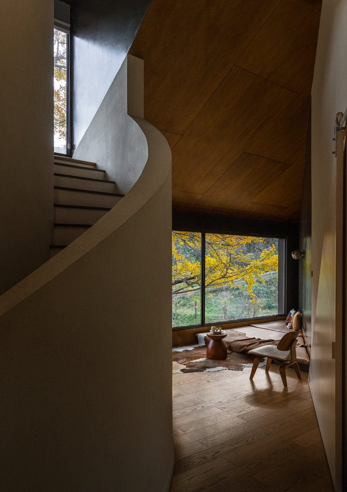 The Treehouse, Mask in the Forest