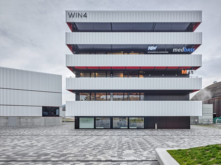 WIN4 Sports Centre | EM2N