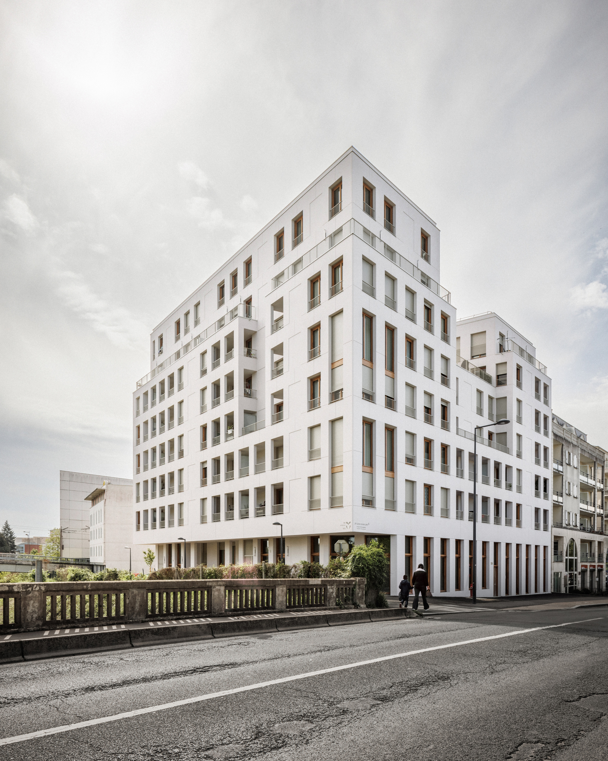 50 Apartments and Office at Coligny