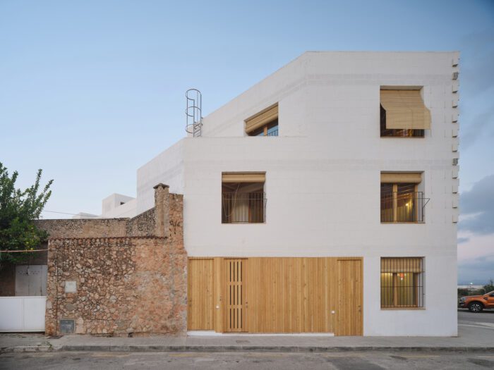 11 Social Houses in Palma | Carles Enrich Studio