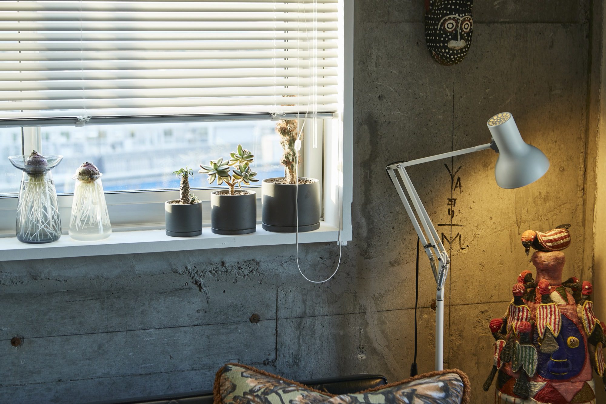 Tokyo Blue Apartment Renovation