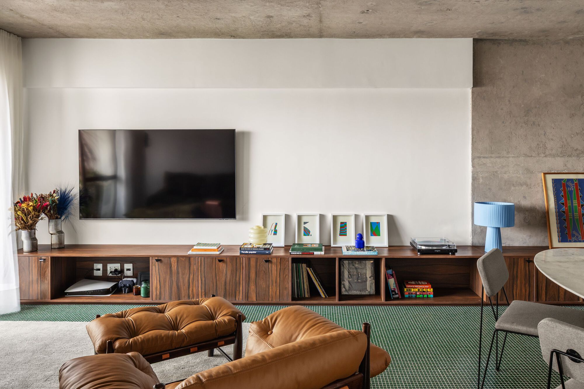 Core Apartment,