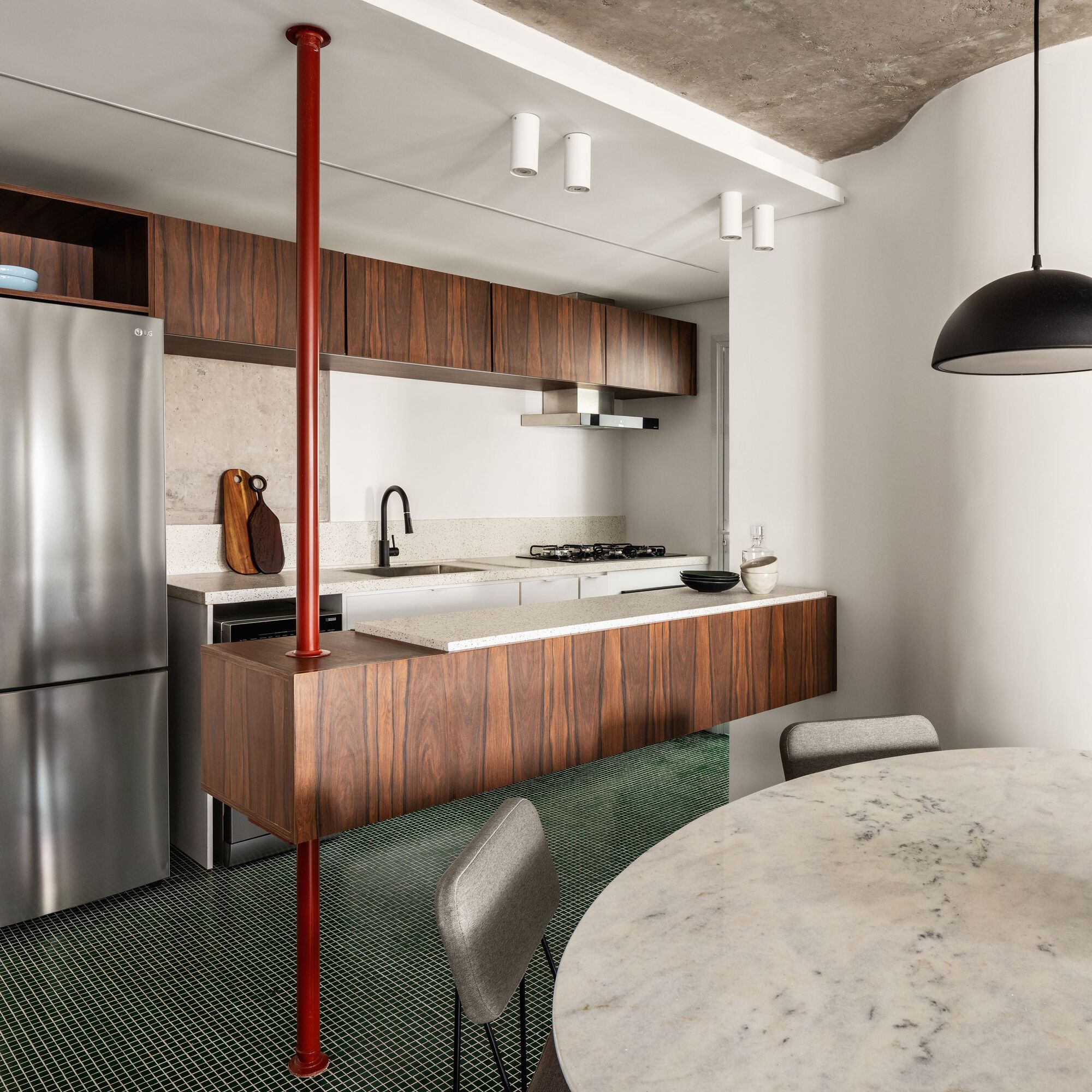 Core Apartment,