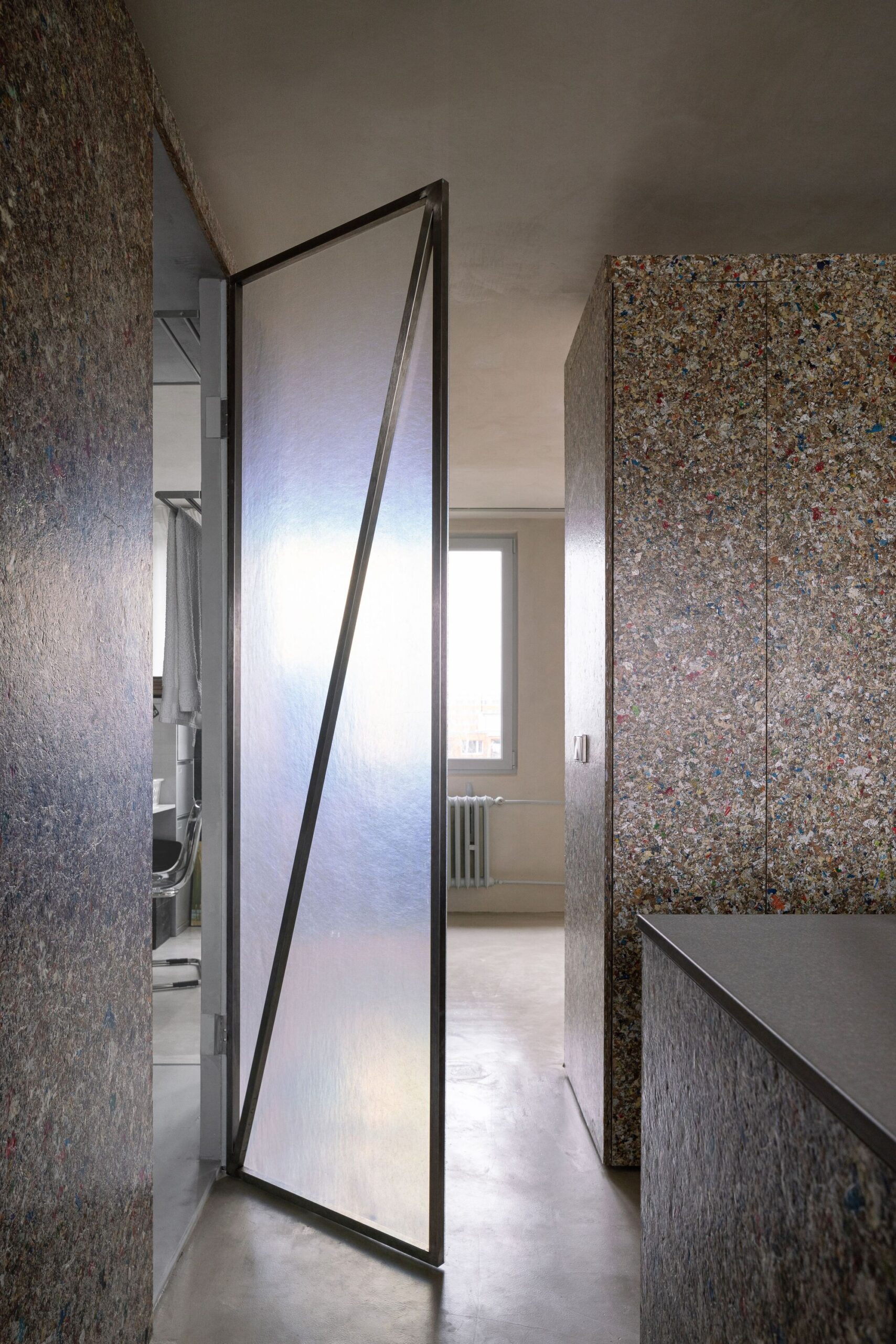Rumburská Packwall Flat Renovation