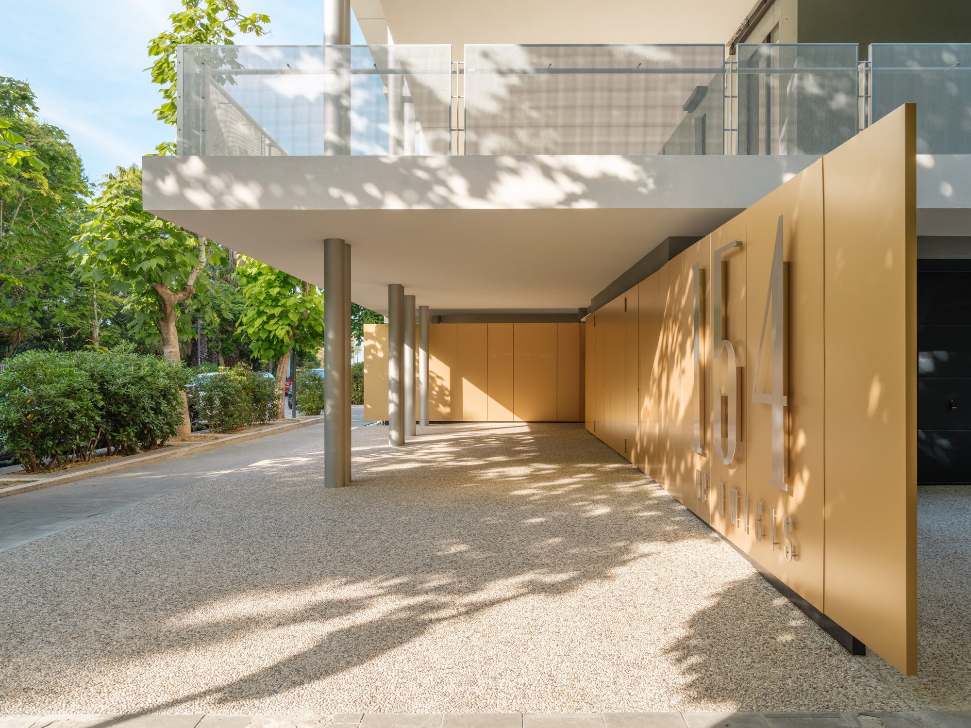De Amicis 154 Residencial Building