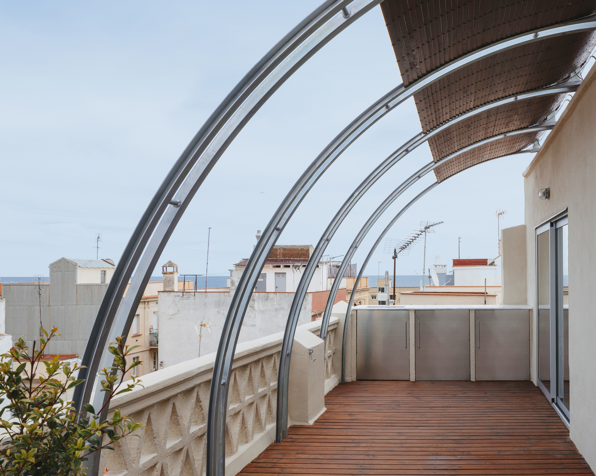 Summer Capsule for a Digital Nomad
