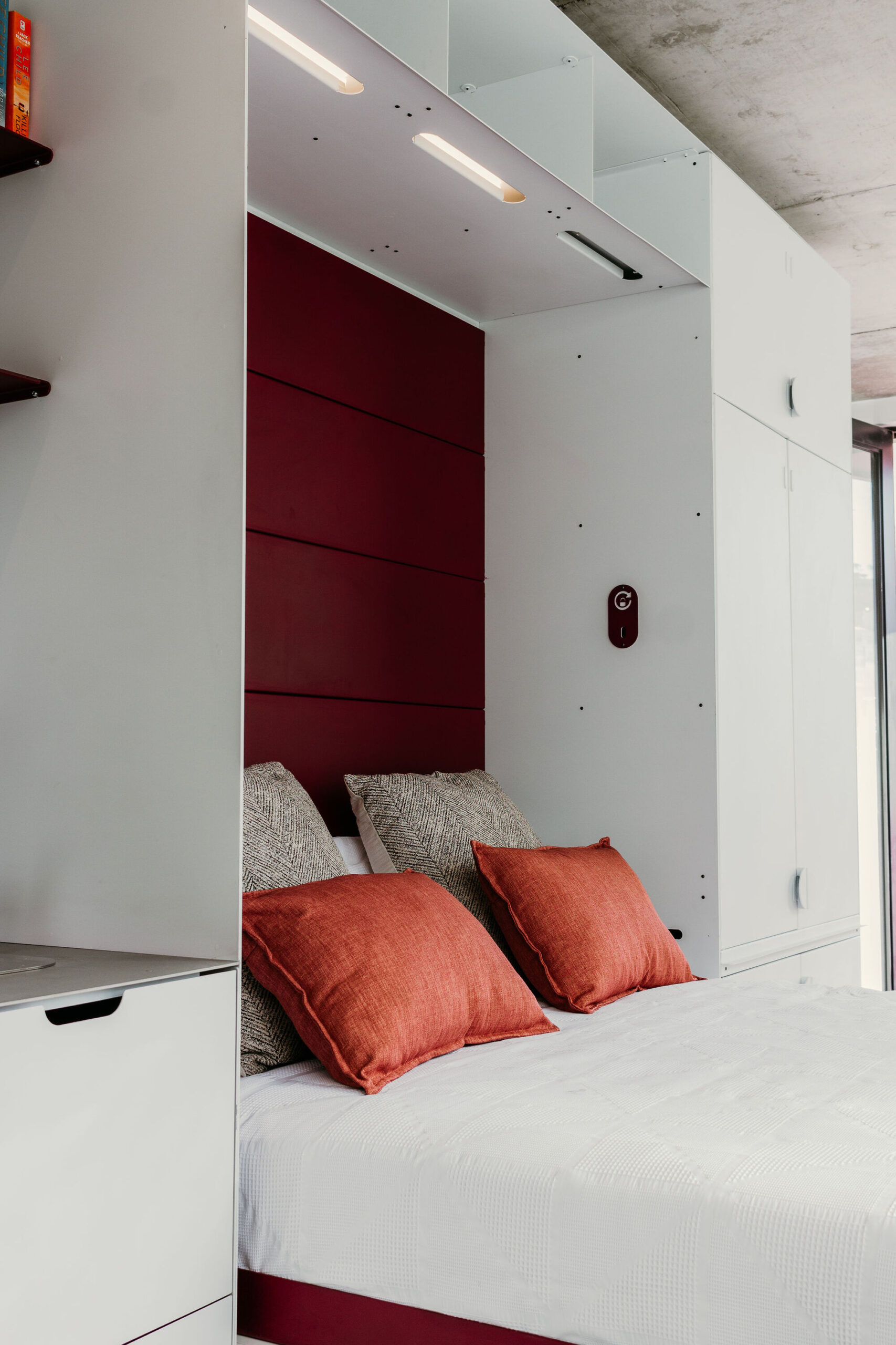 Uxolo Apartments