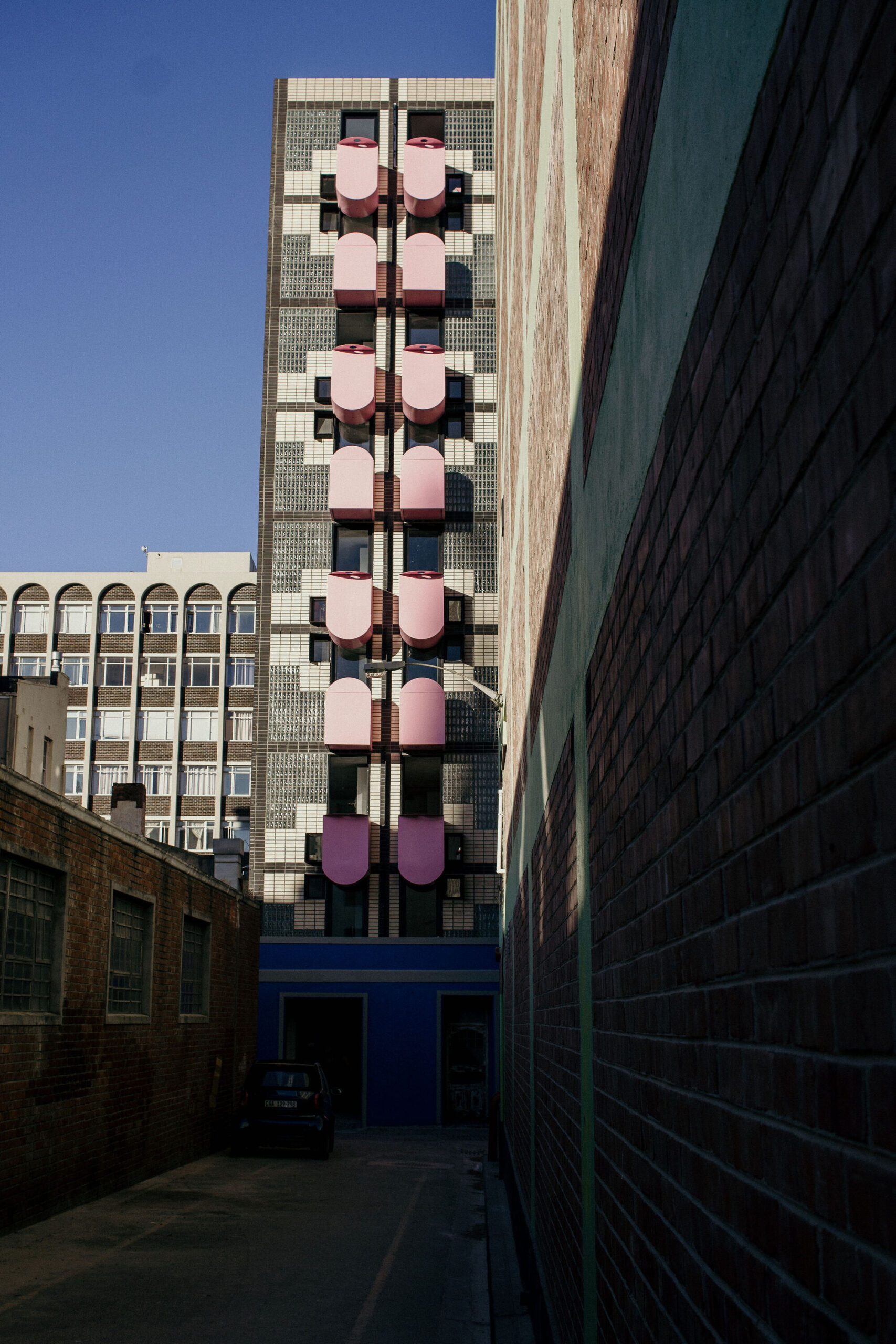 Uxolo Apartments
