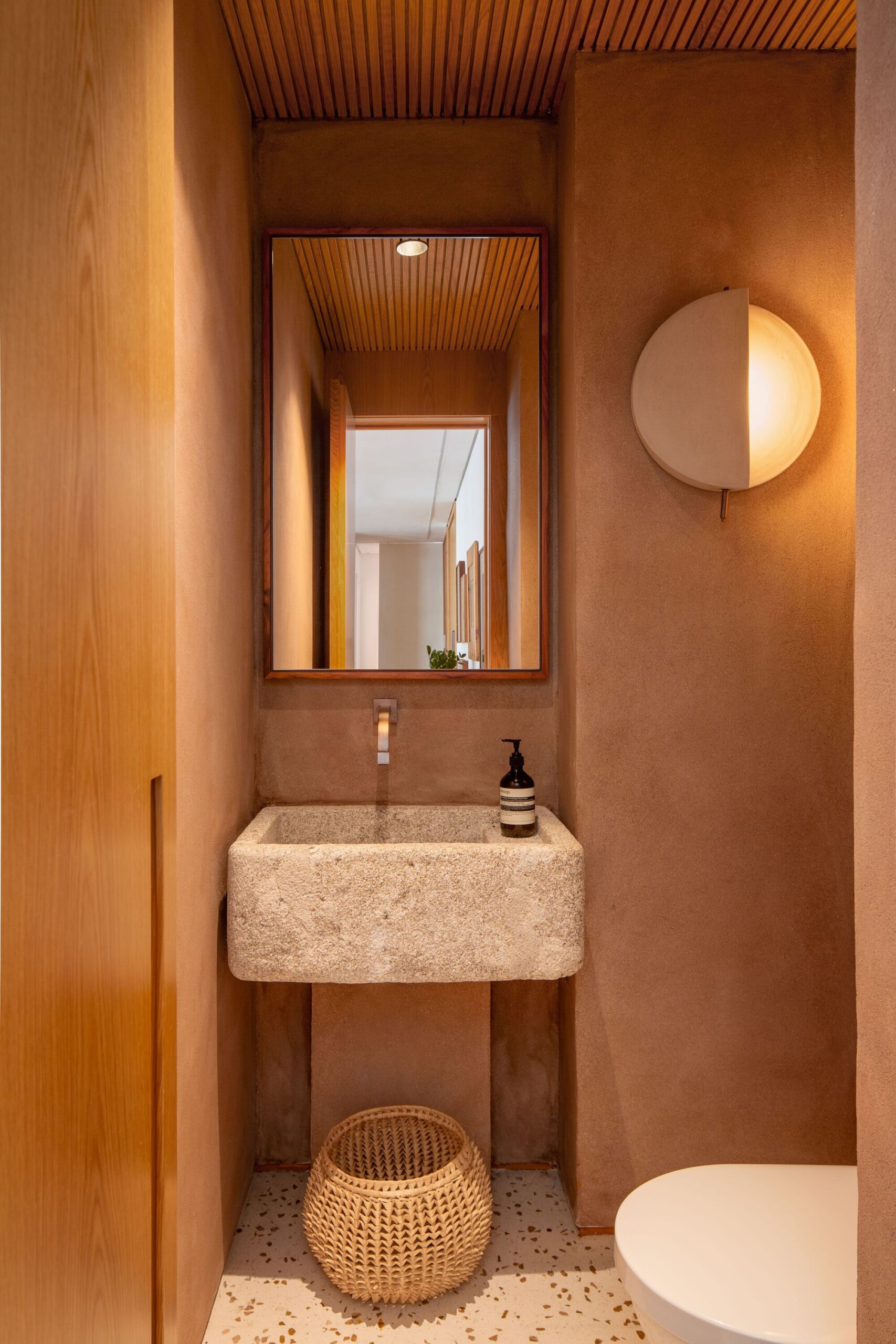 Textures Apartment