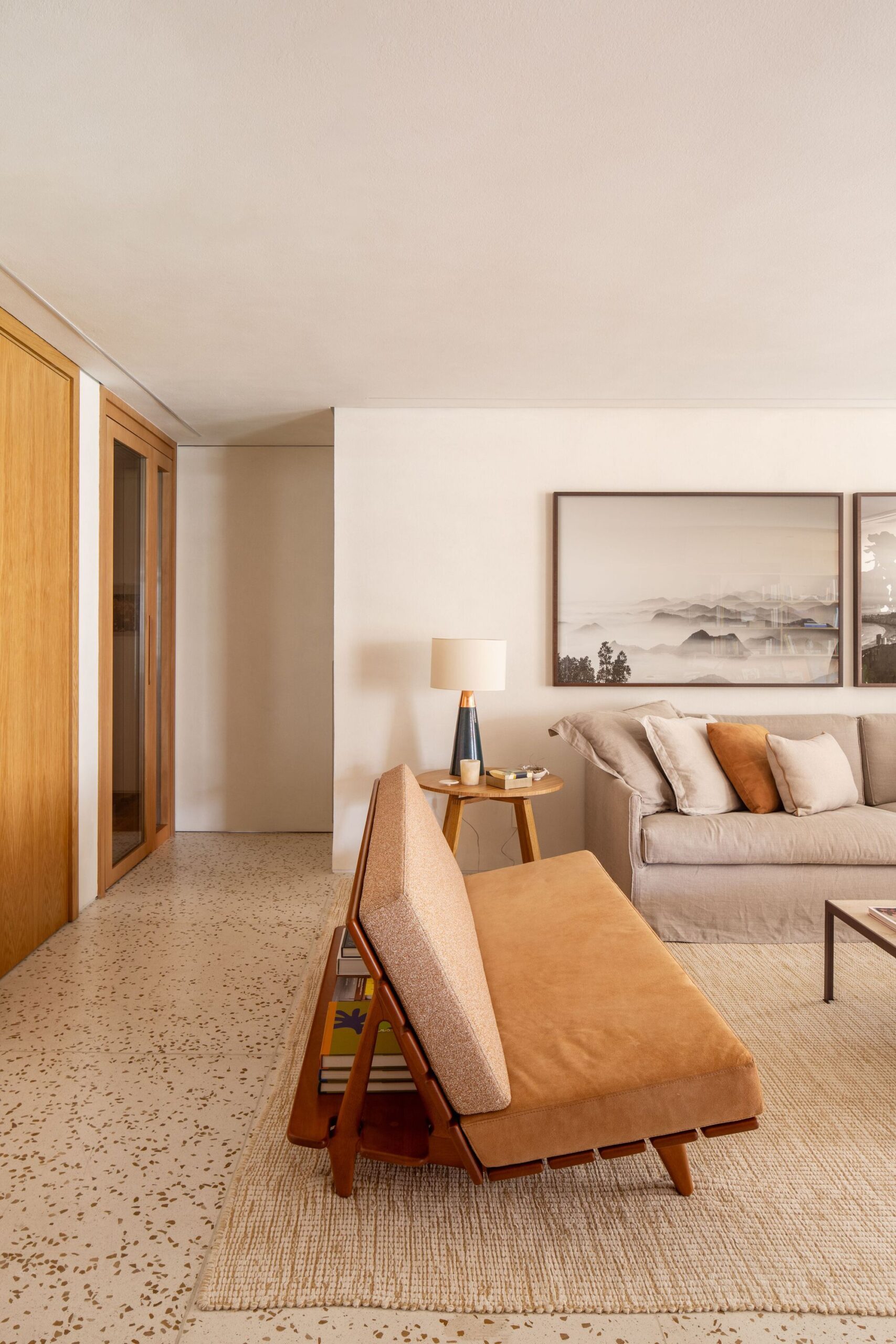 Textures Apartment