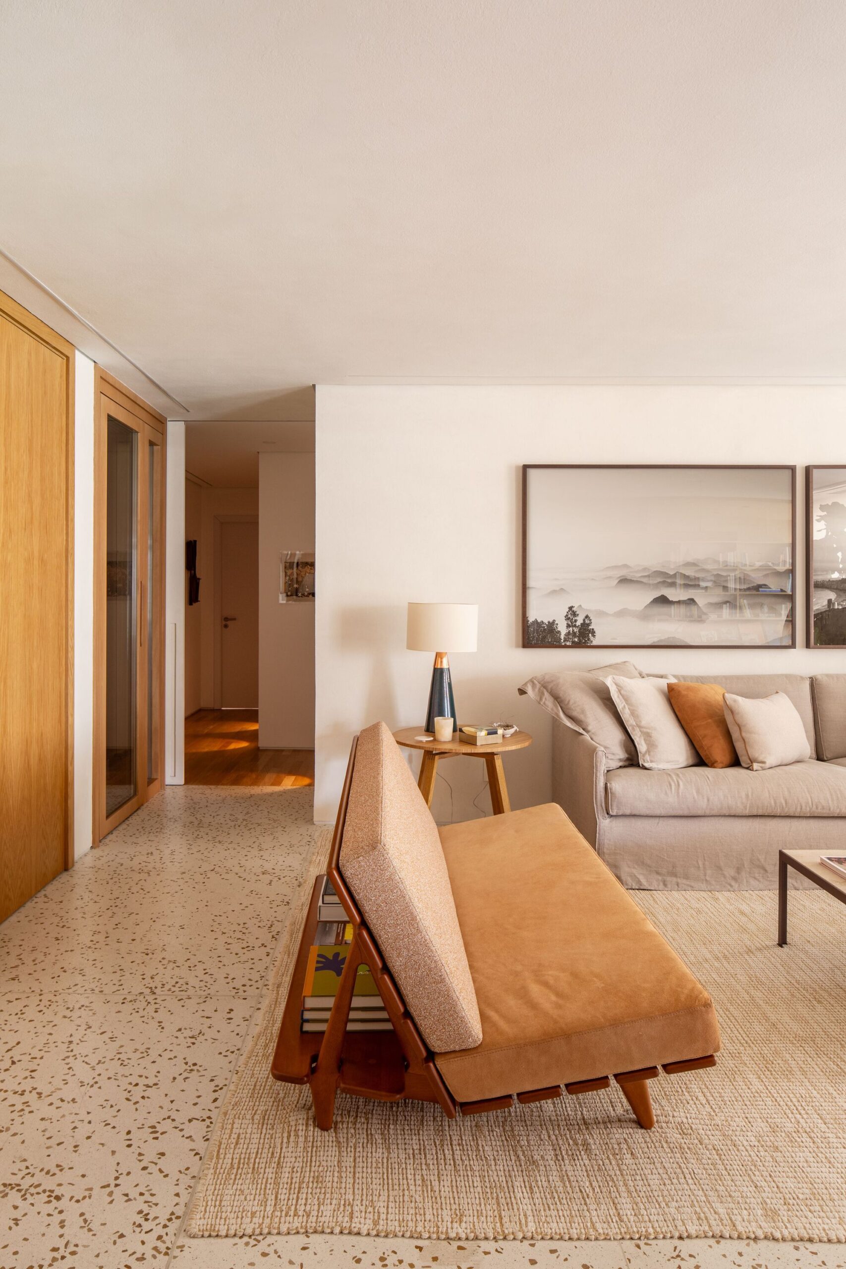 Textures Apartment