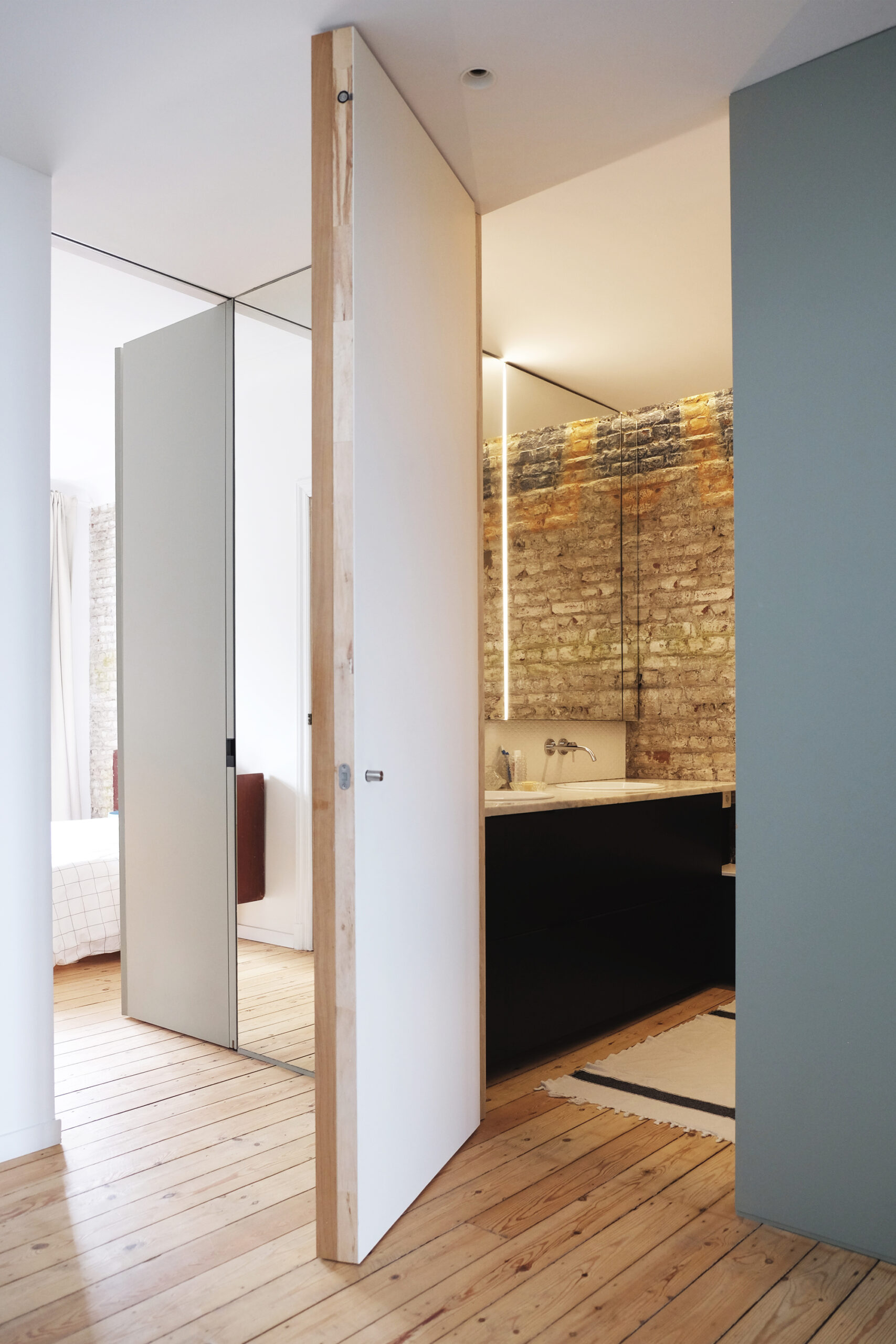 JEDA Apartment