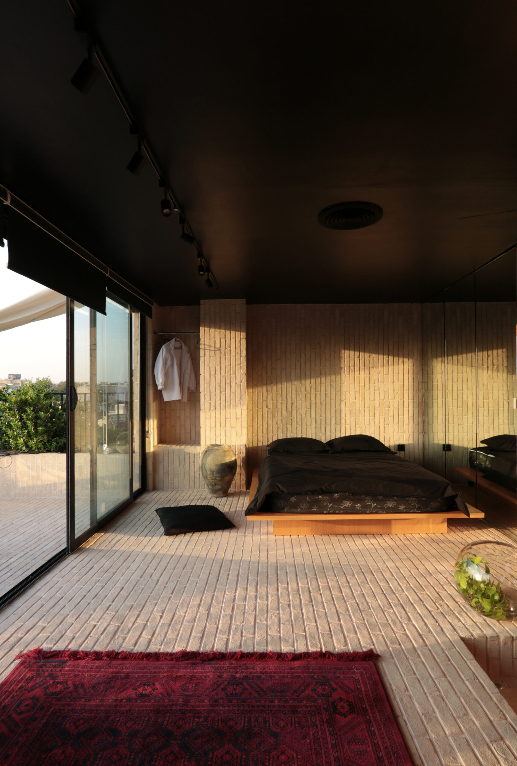Kharposhteh Apartment