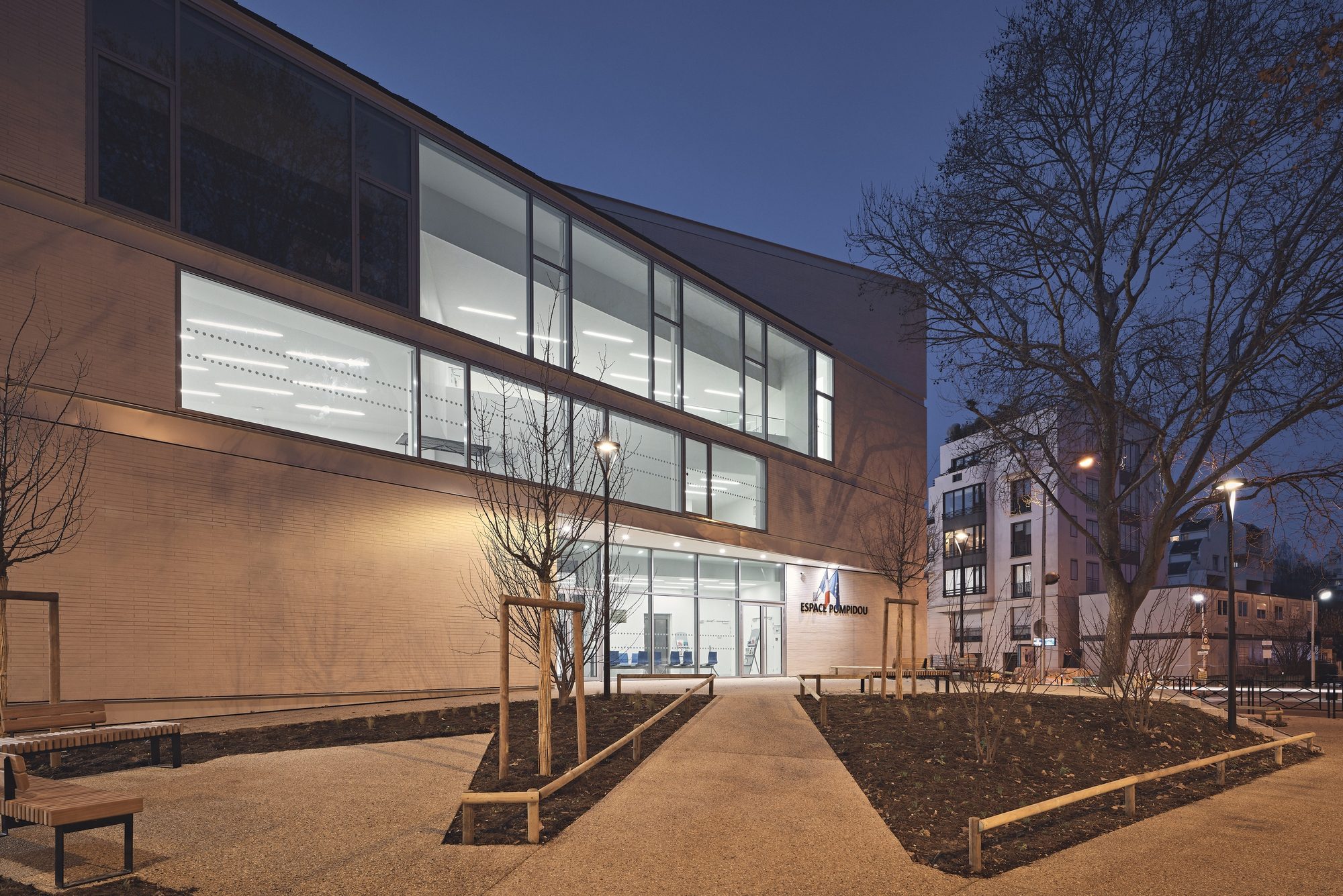 Espace Pompidou Gymnasium