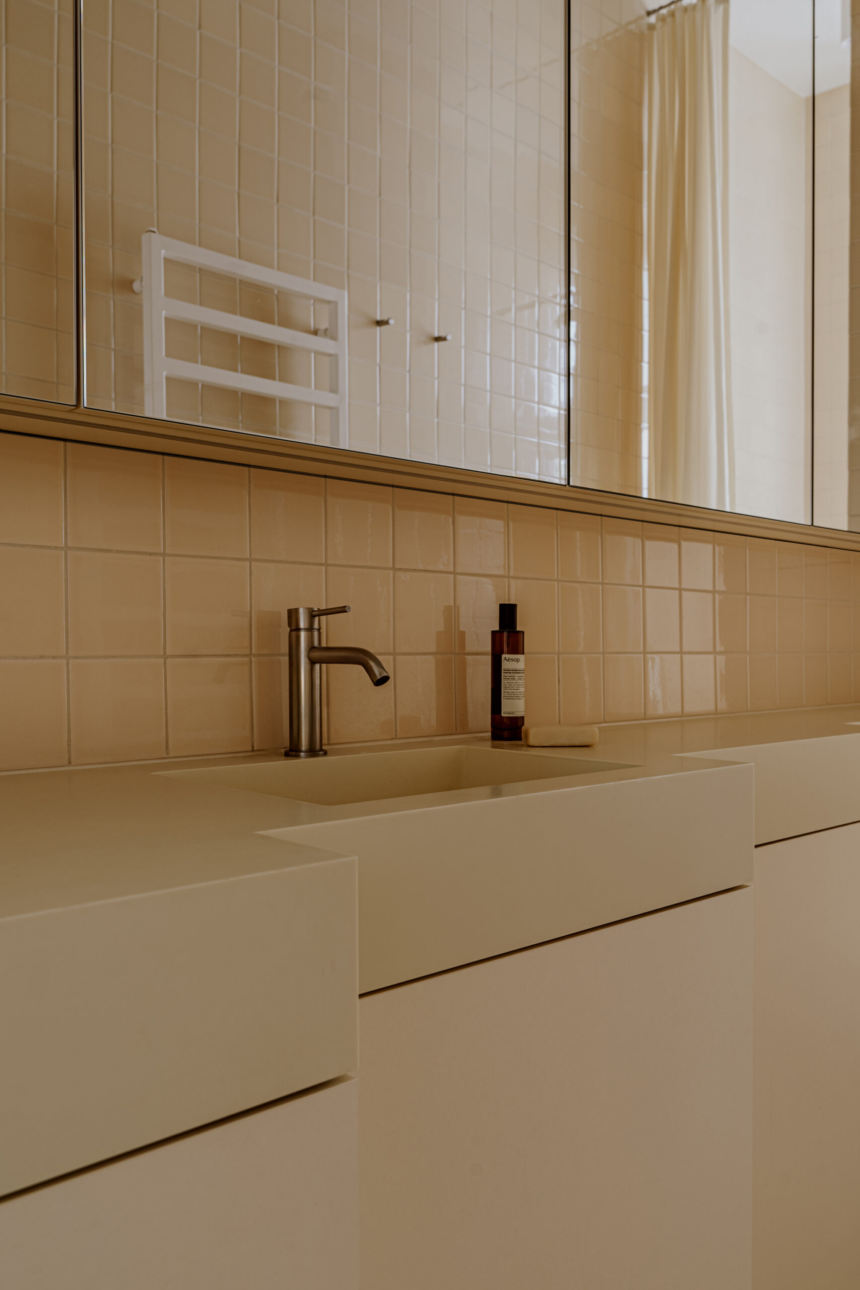 Plow Apartment