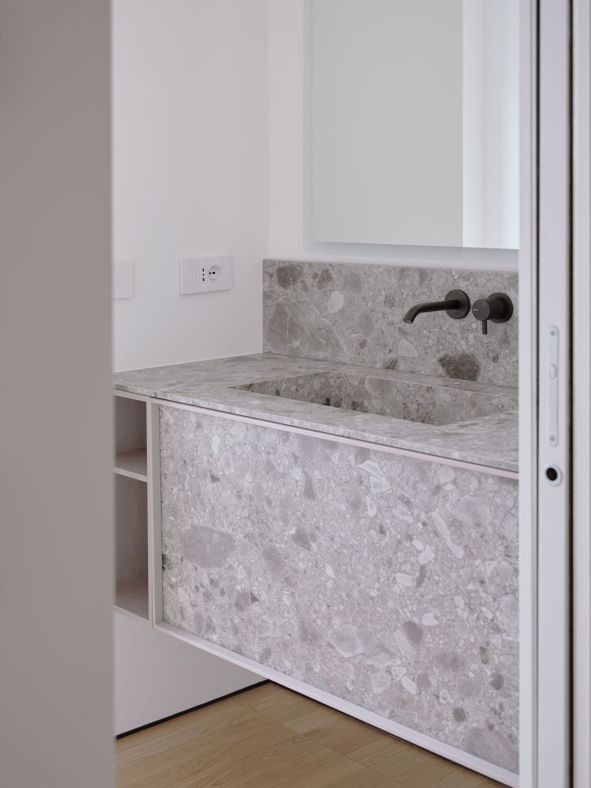 Living Without Boundaries Apartment