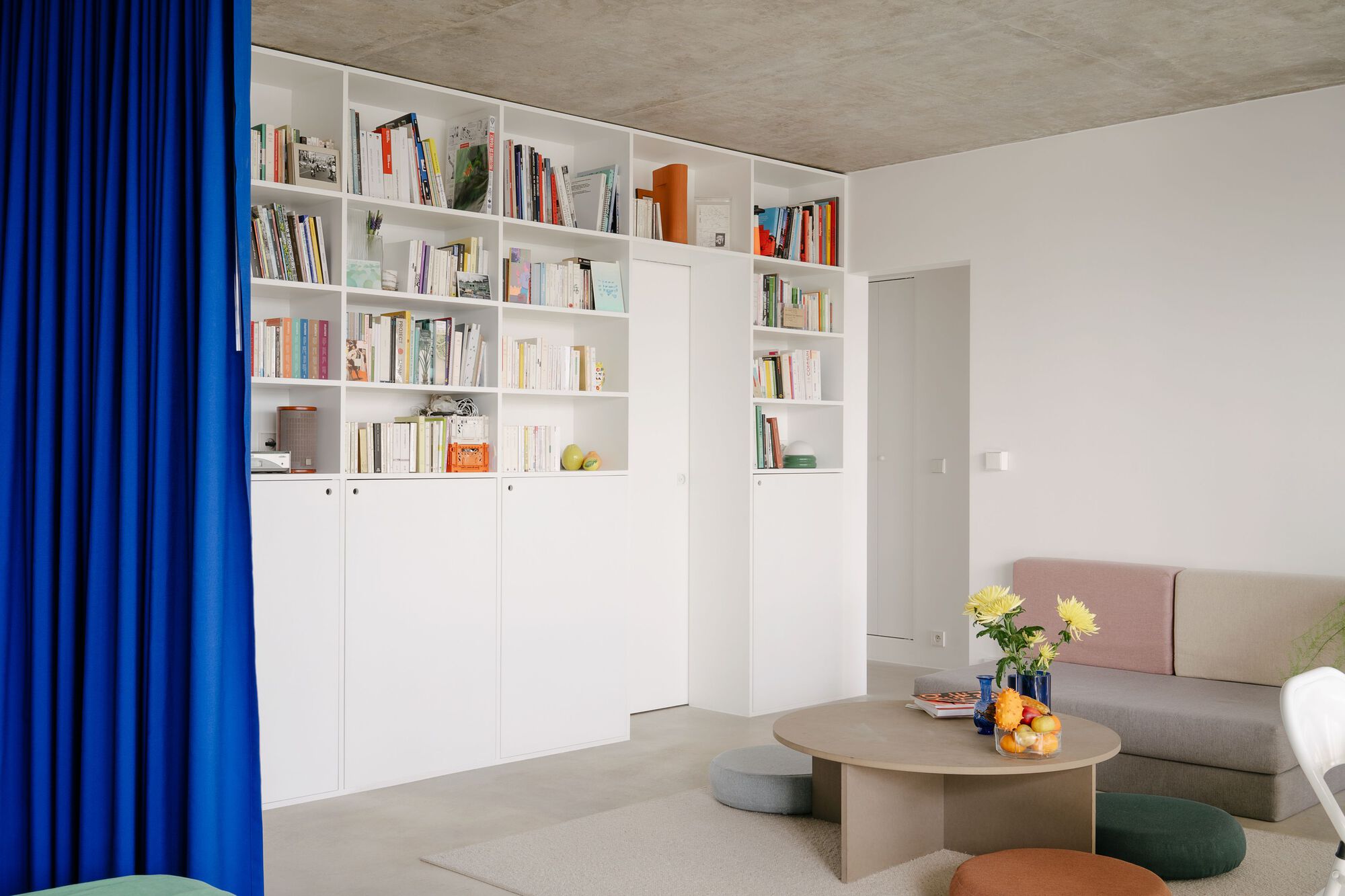 Super 18 Apartment