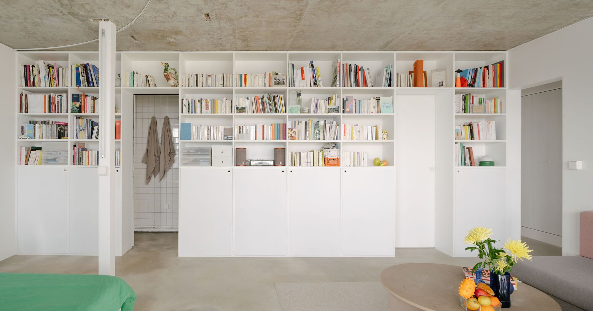 Super 18 Apartment