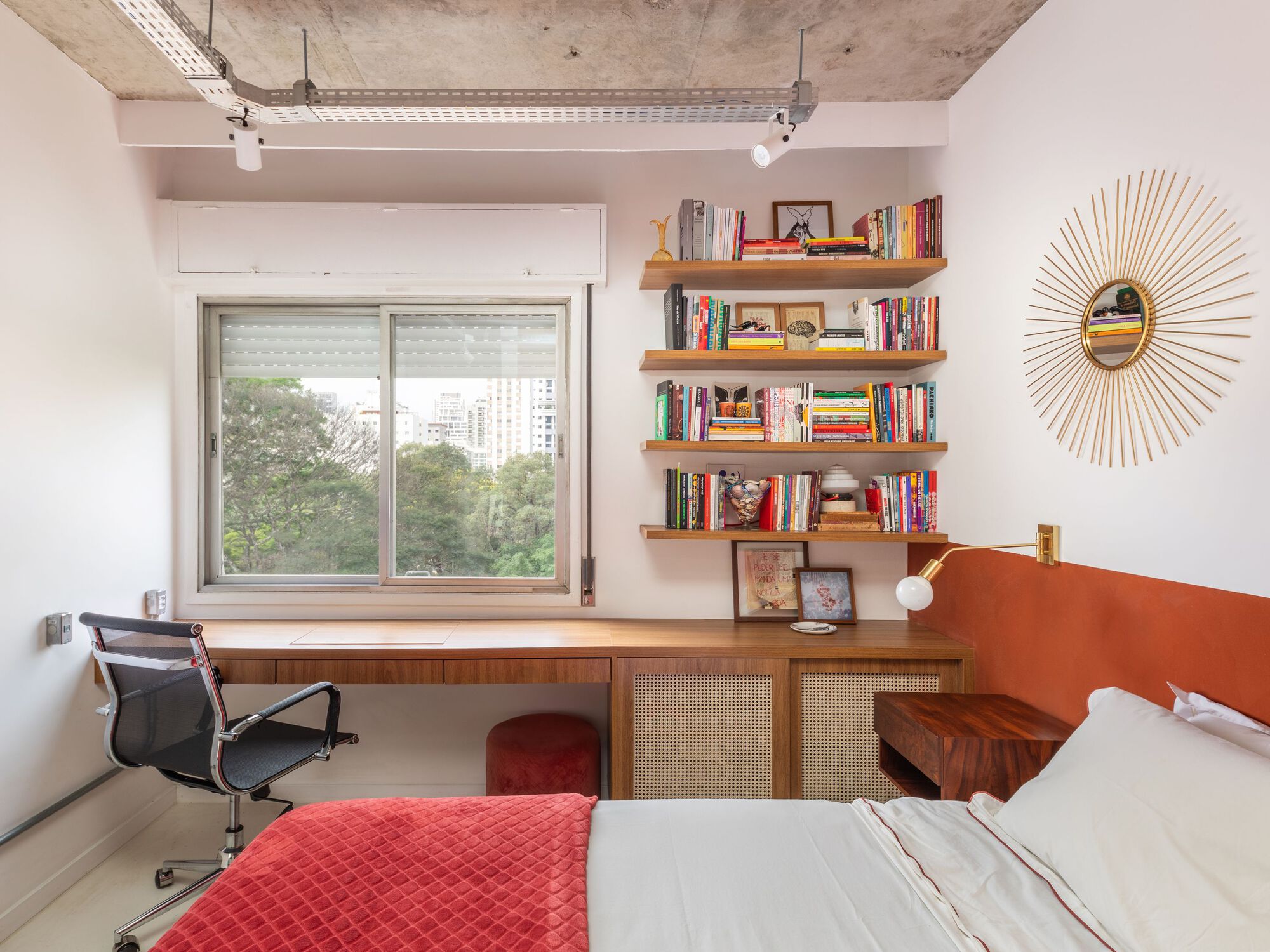 Francisco Leitão Apartment