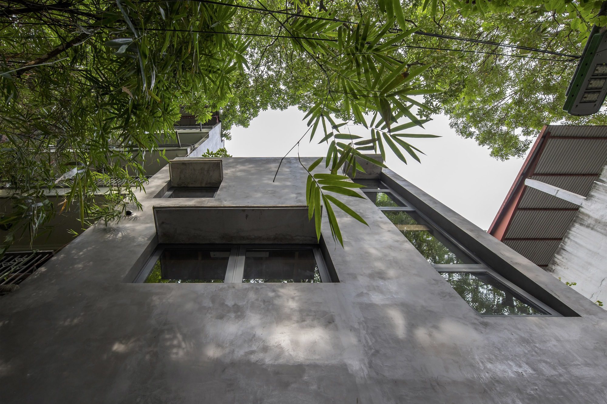 LDH Serviced Apartment