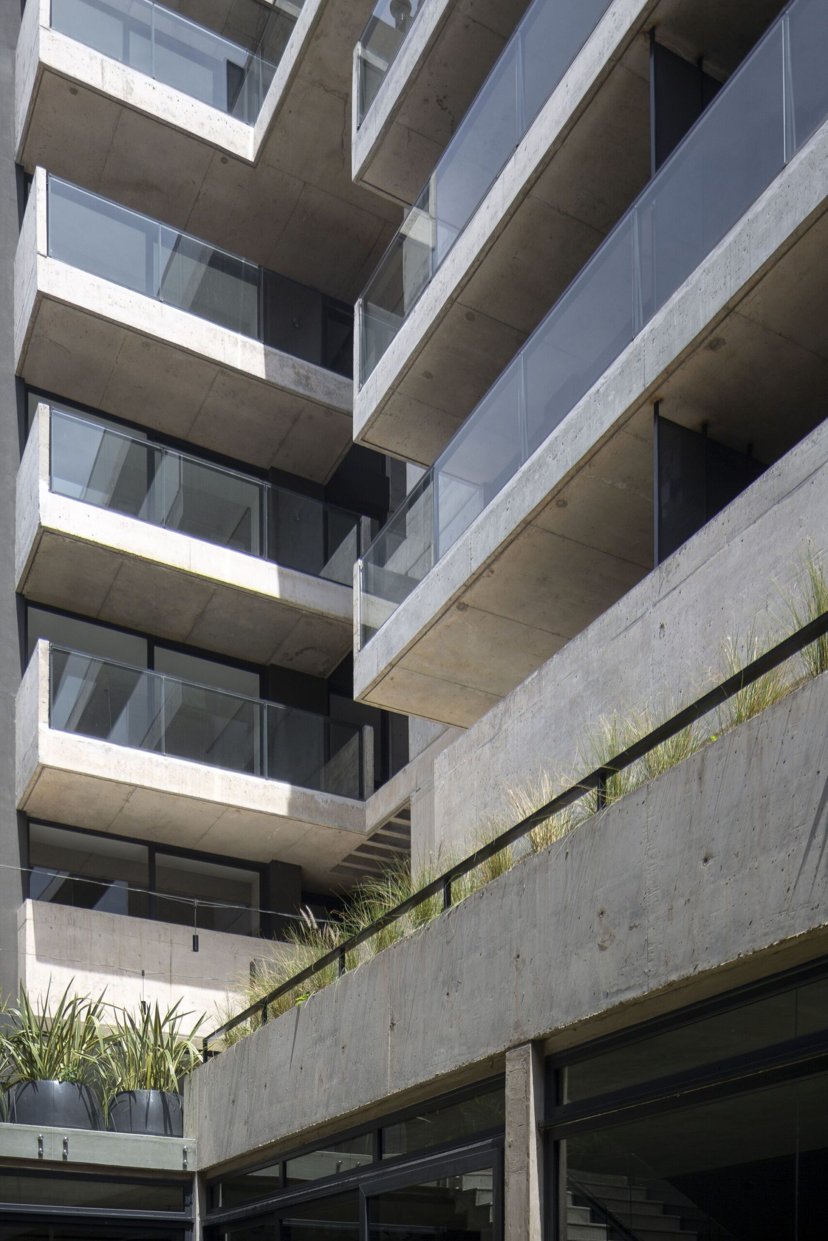 Donado 1601 Apartment Building