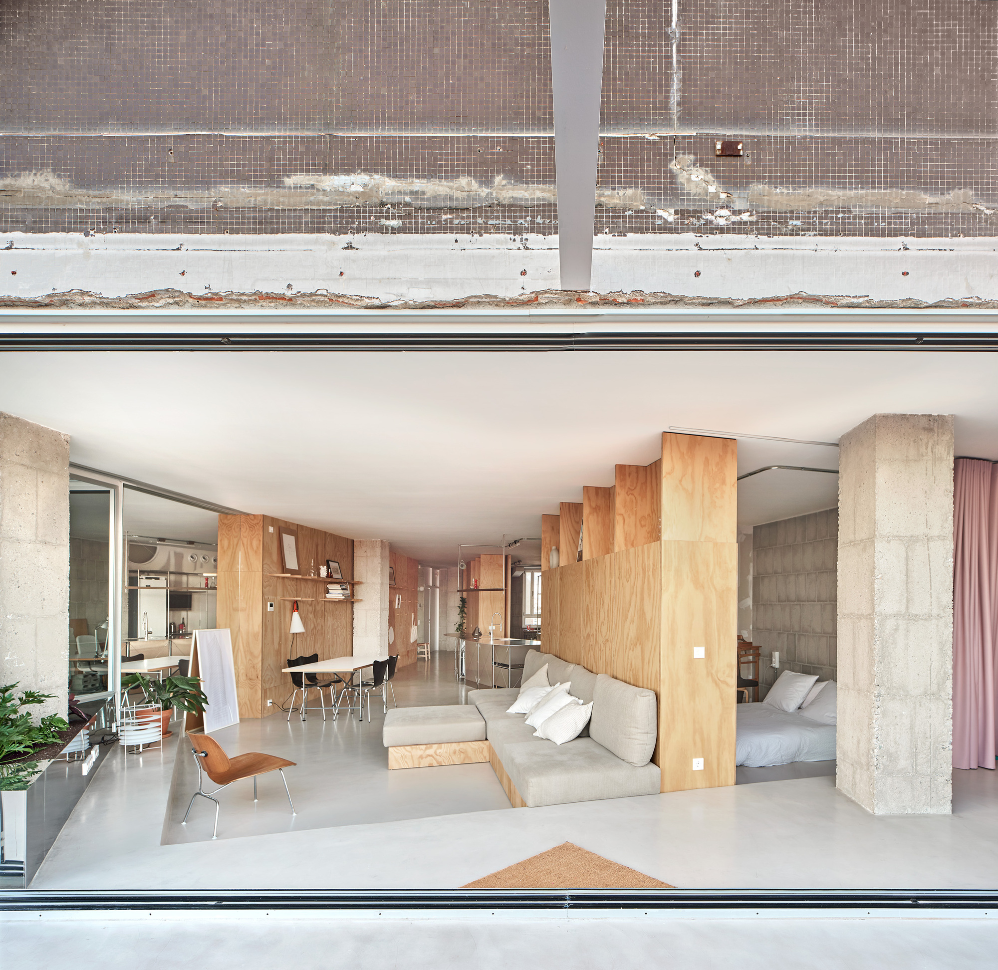 Blurring 2 Attics Renovation