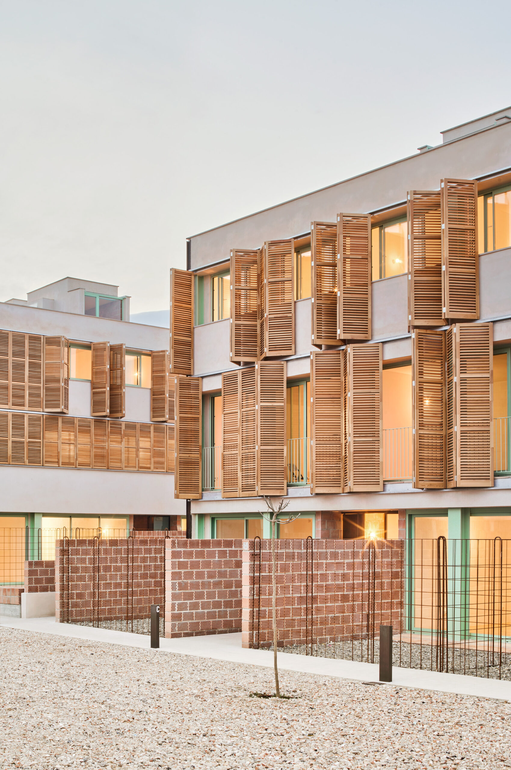 54 Social Housing in Inca