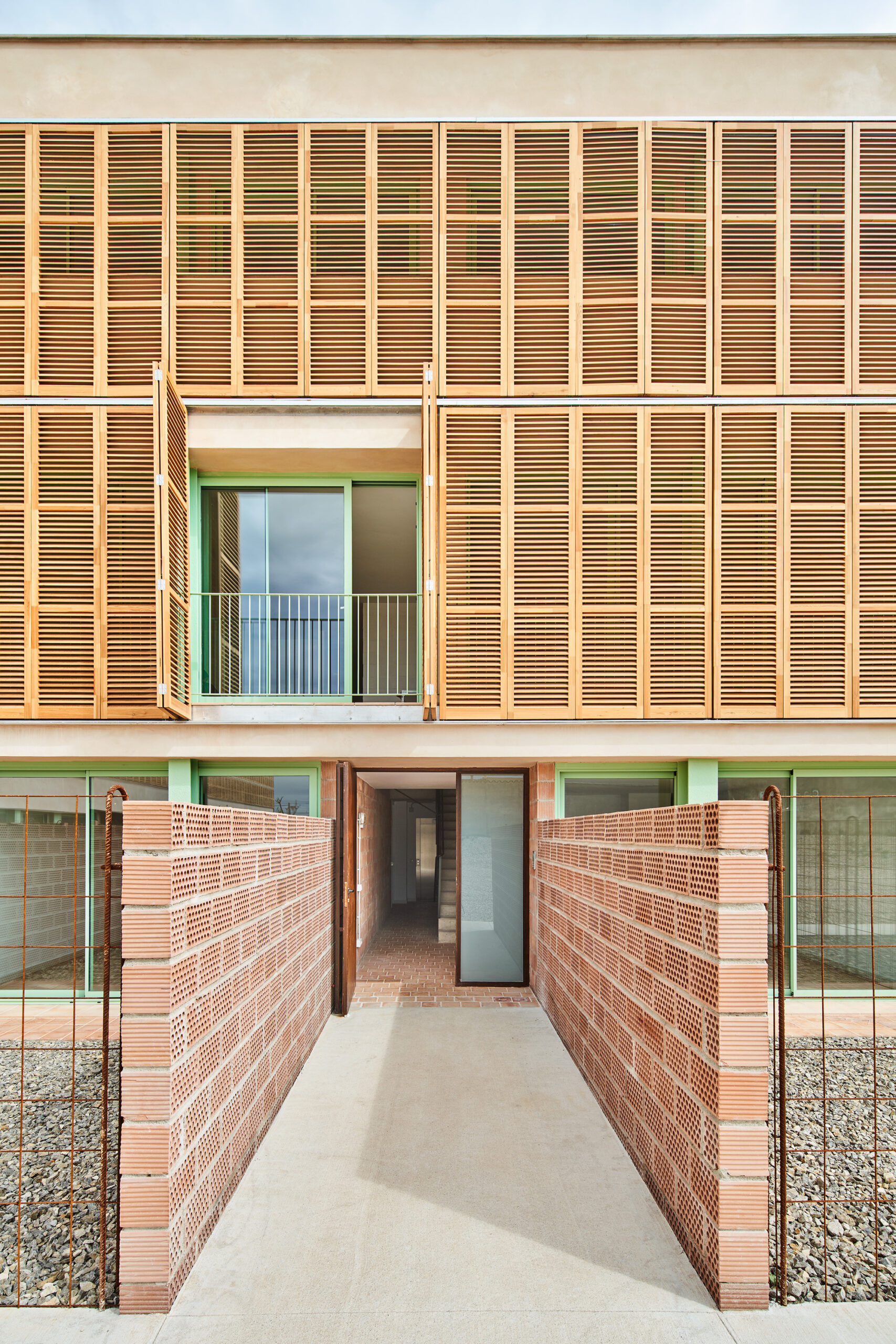 54 Social Housing in Inca