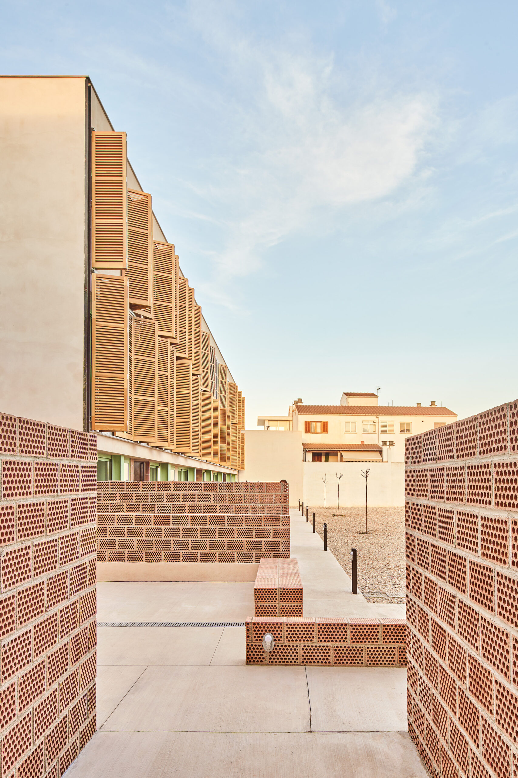 54 Social Housing in Inca