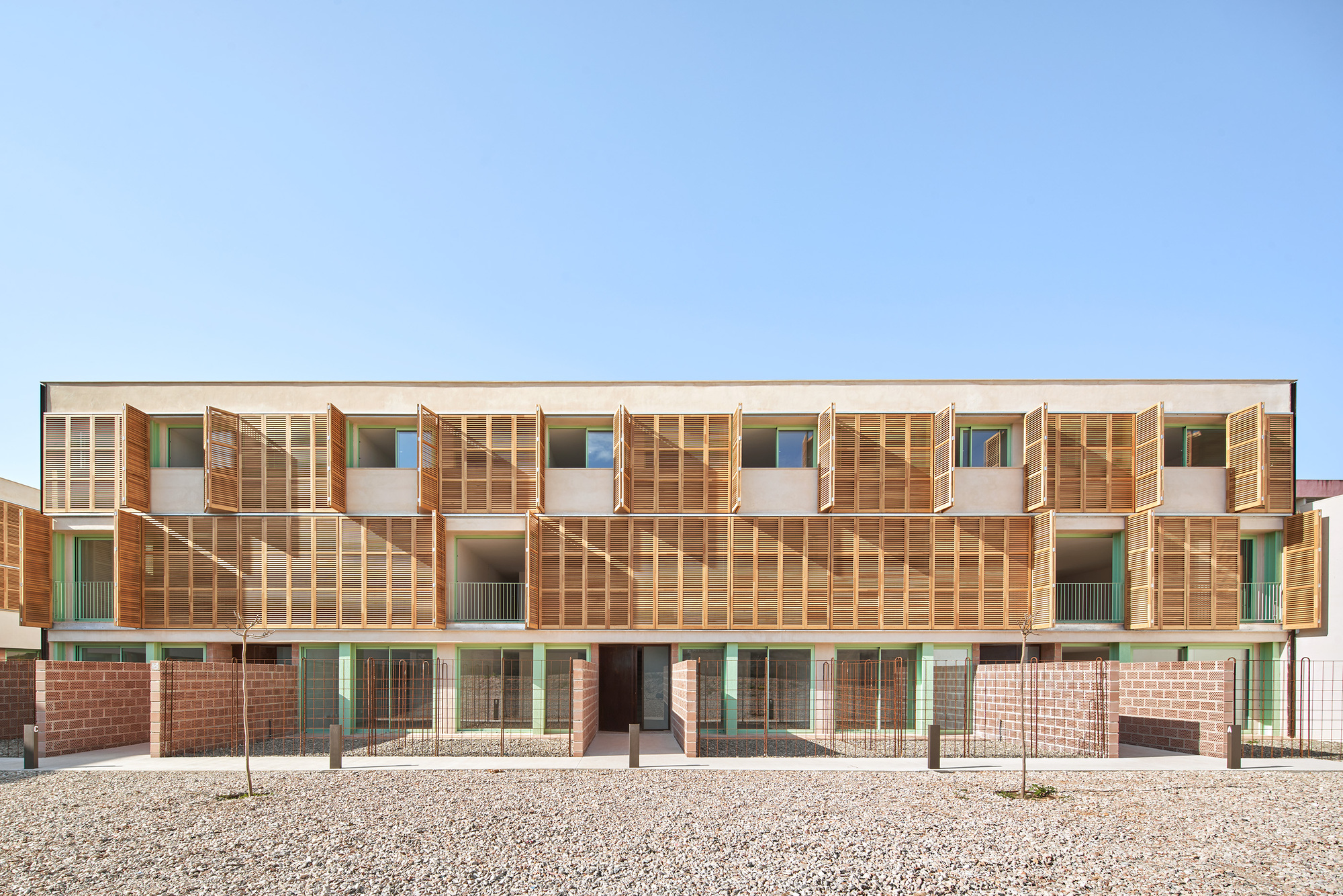 54 Social Housing in Inca