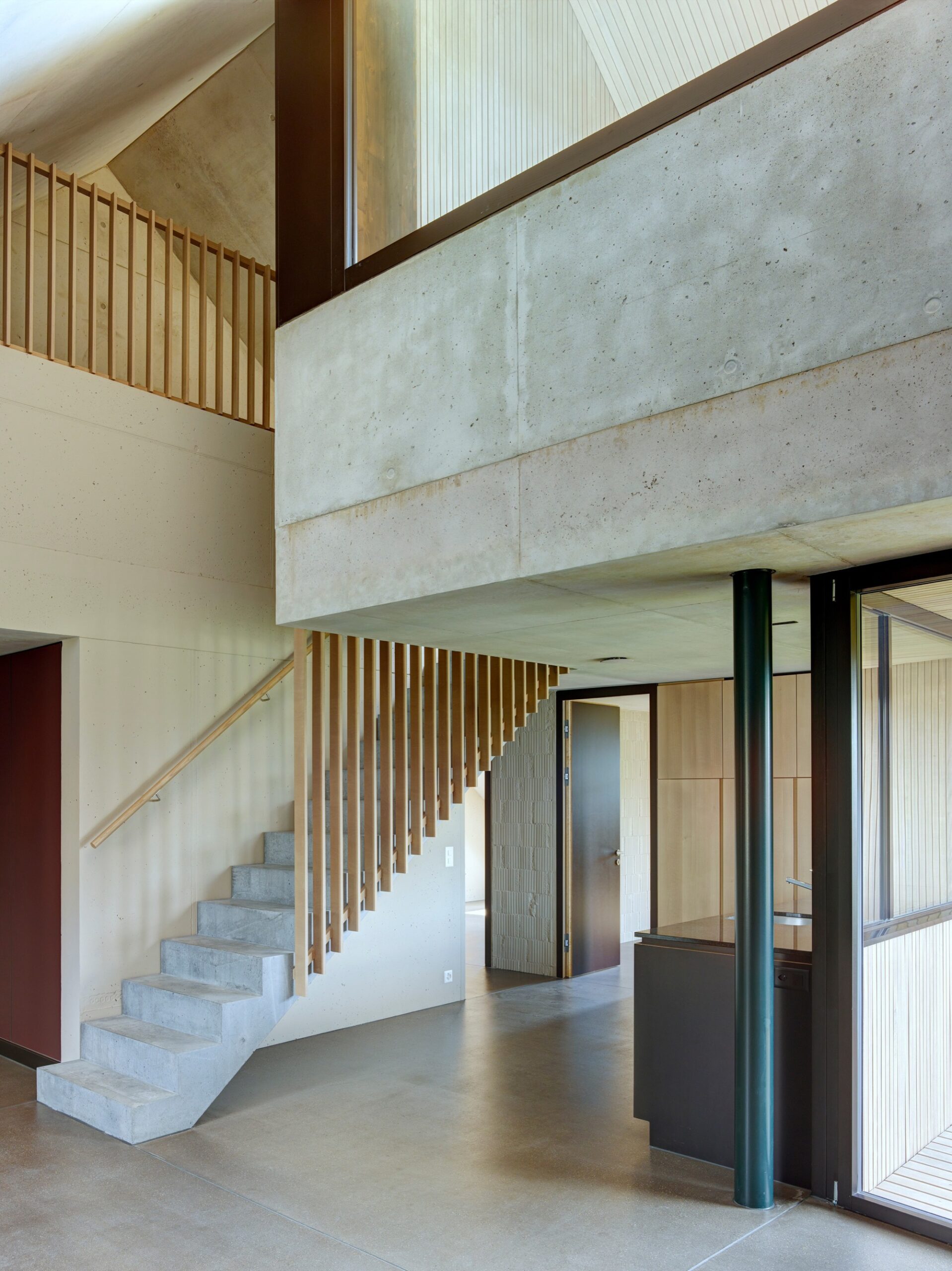 Apartment Building L329