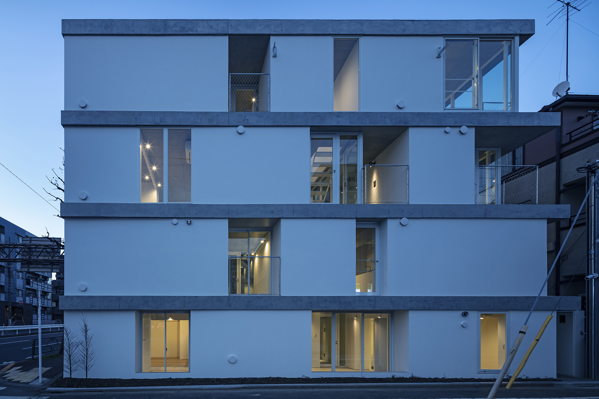 Higashi Tamagawa Apartment Complex