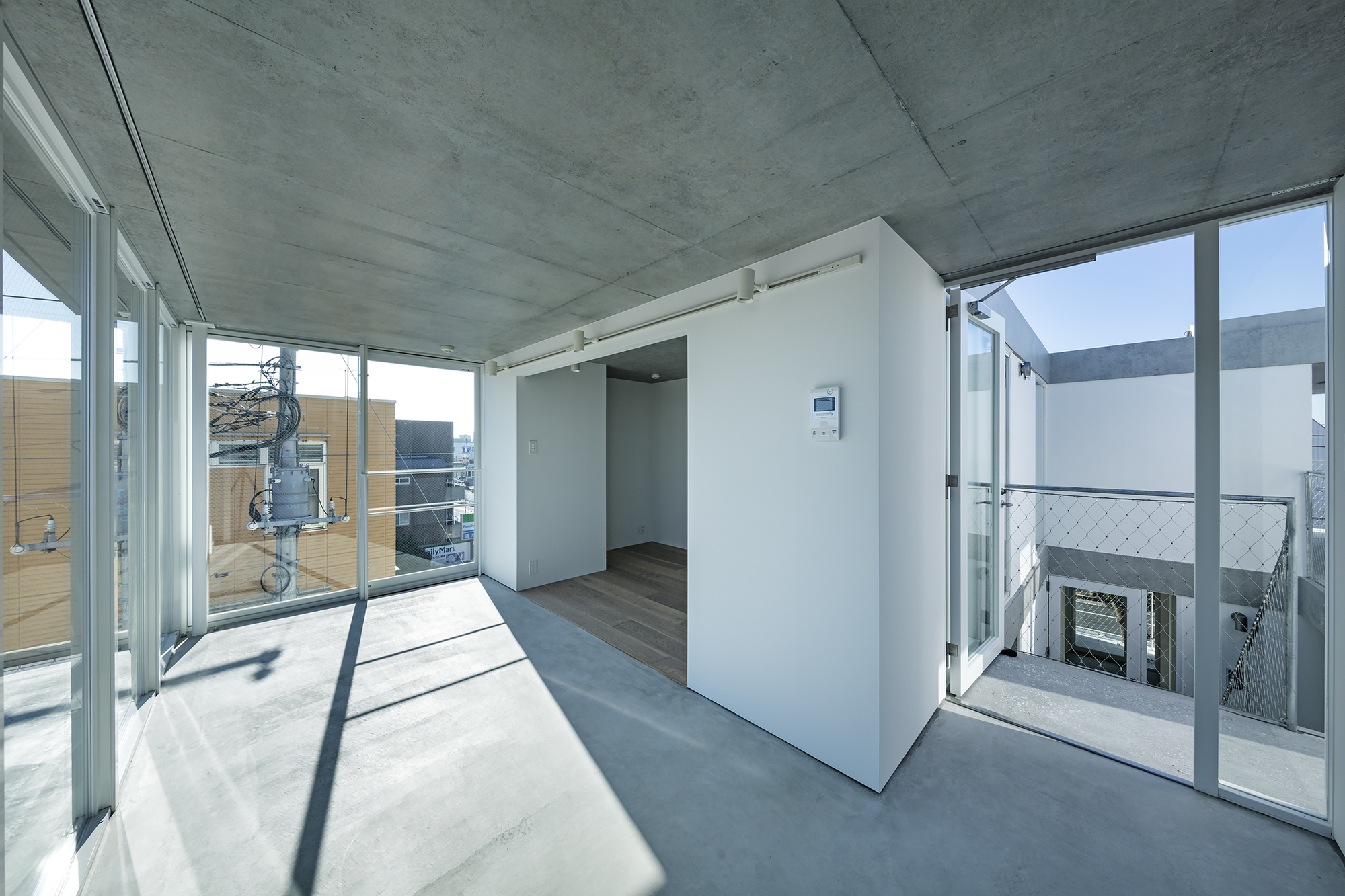 Higashi Tamagawa Apartment Complex
