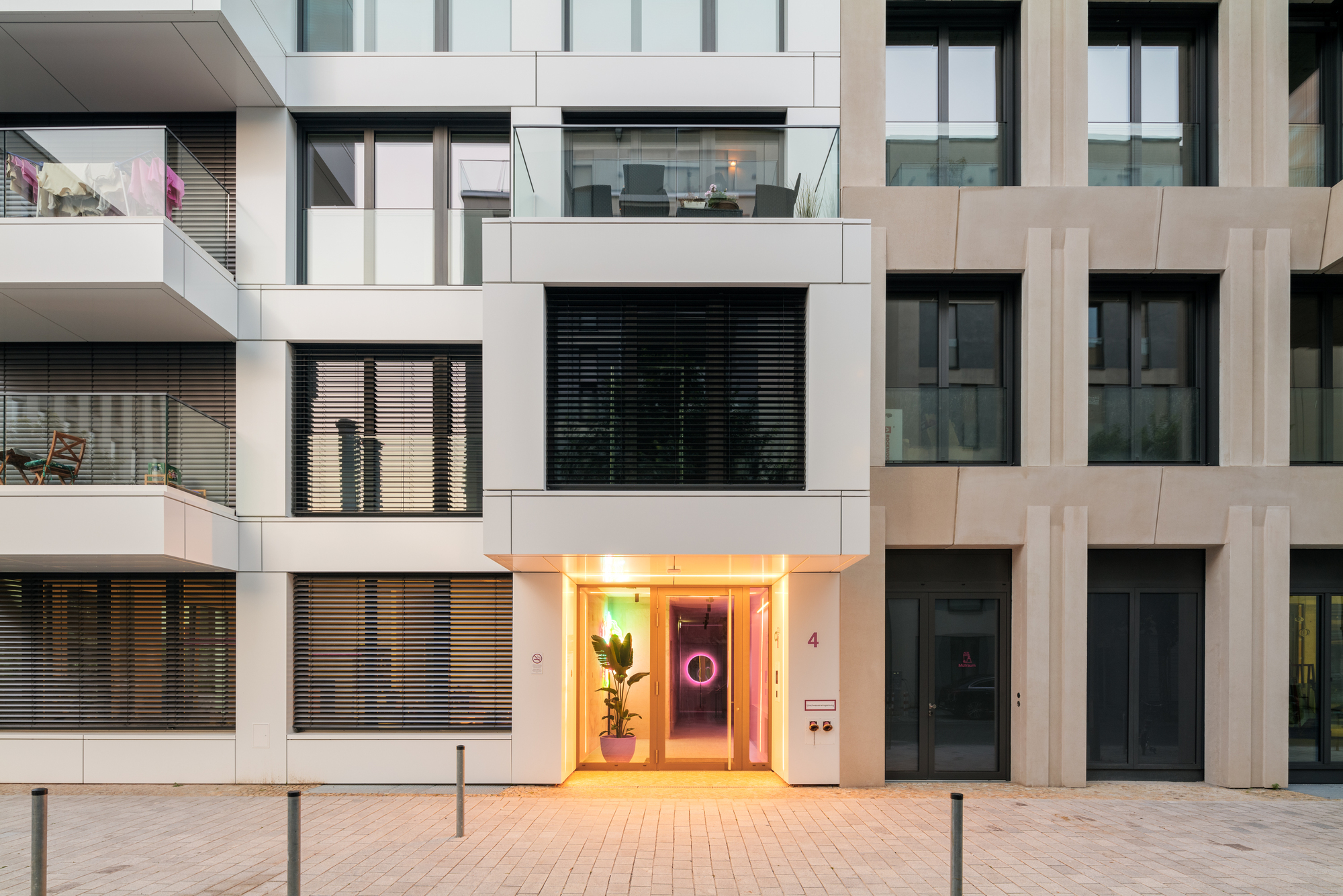 Coe48 Office and Apartment Building