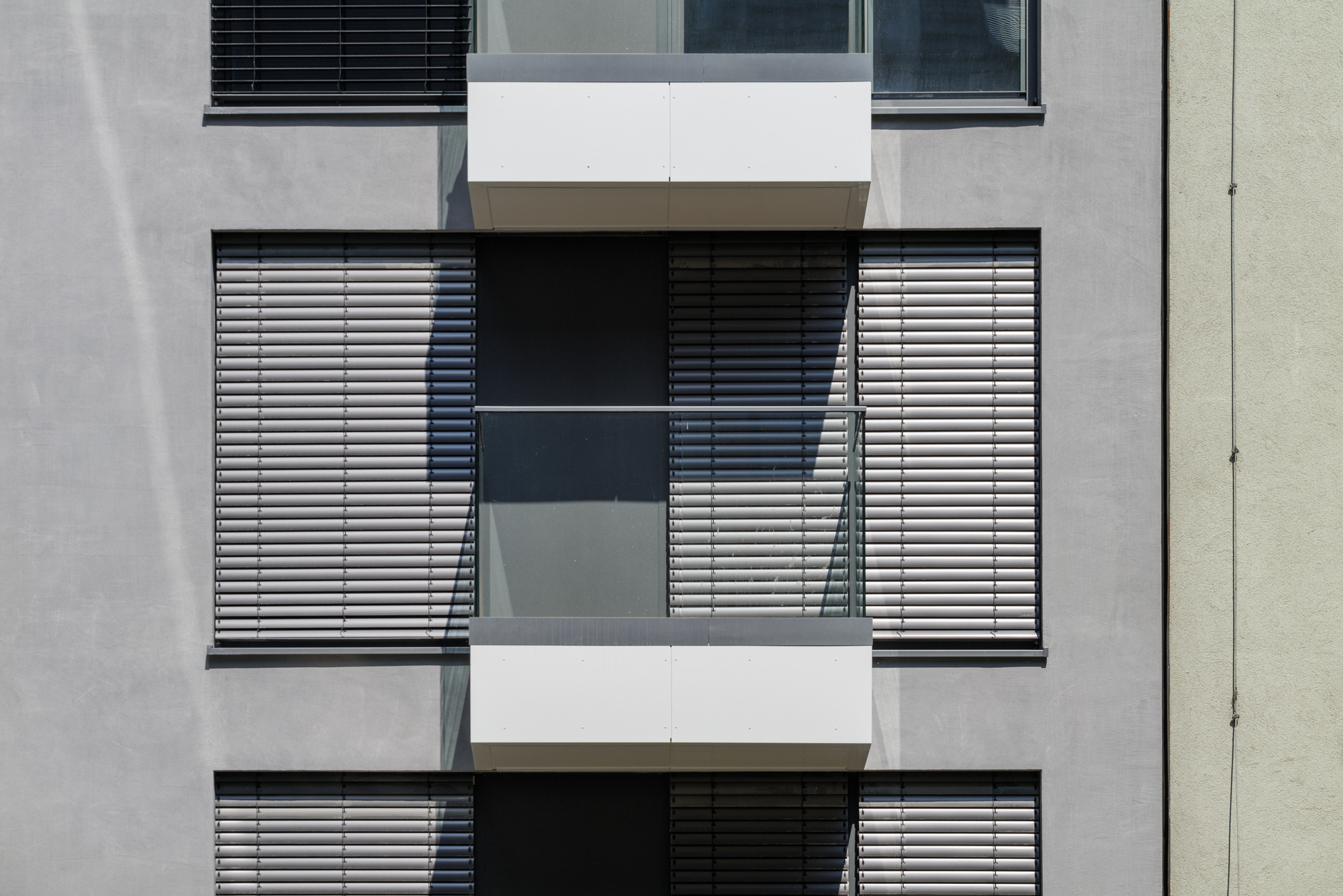 Coe48 Office and Apartment Building