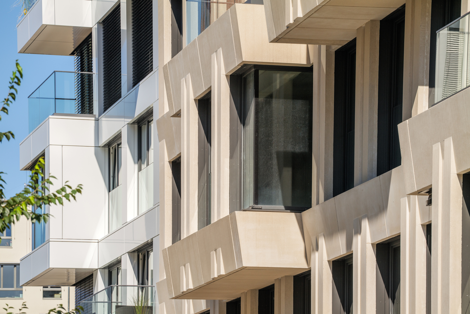 Coe48 Office and Apartment Building