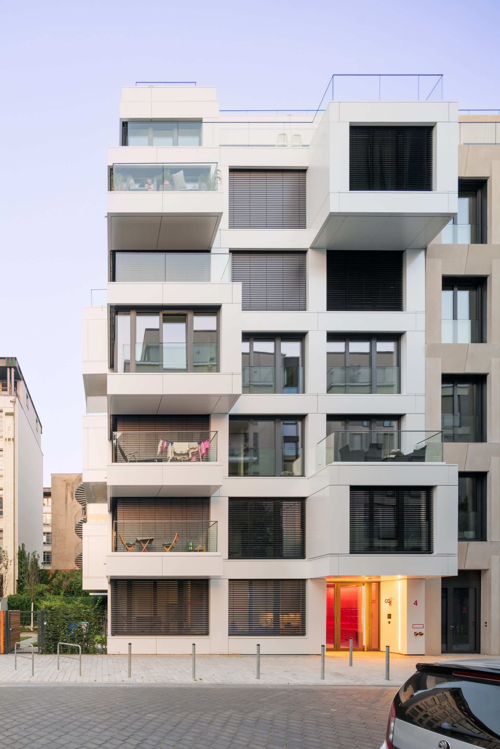Coe48 Office and Apartment Building
