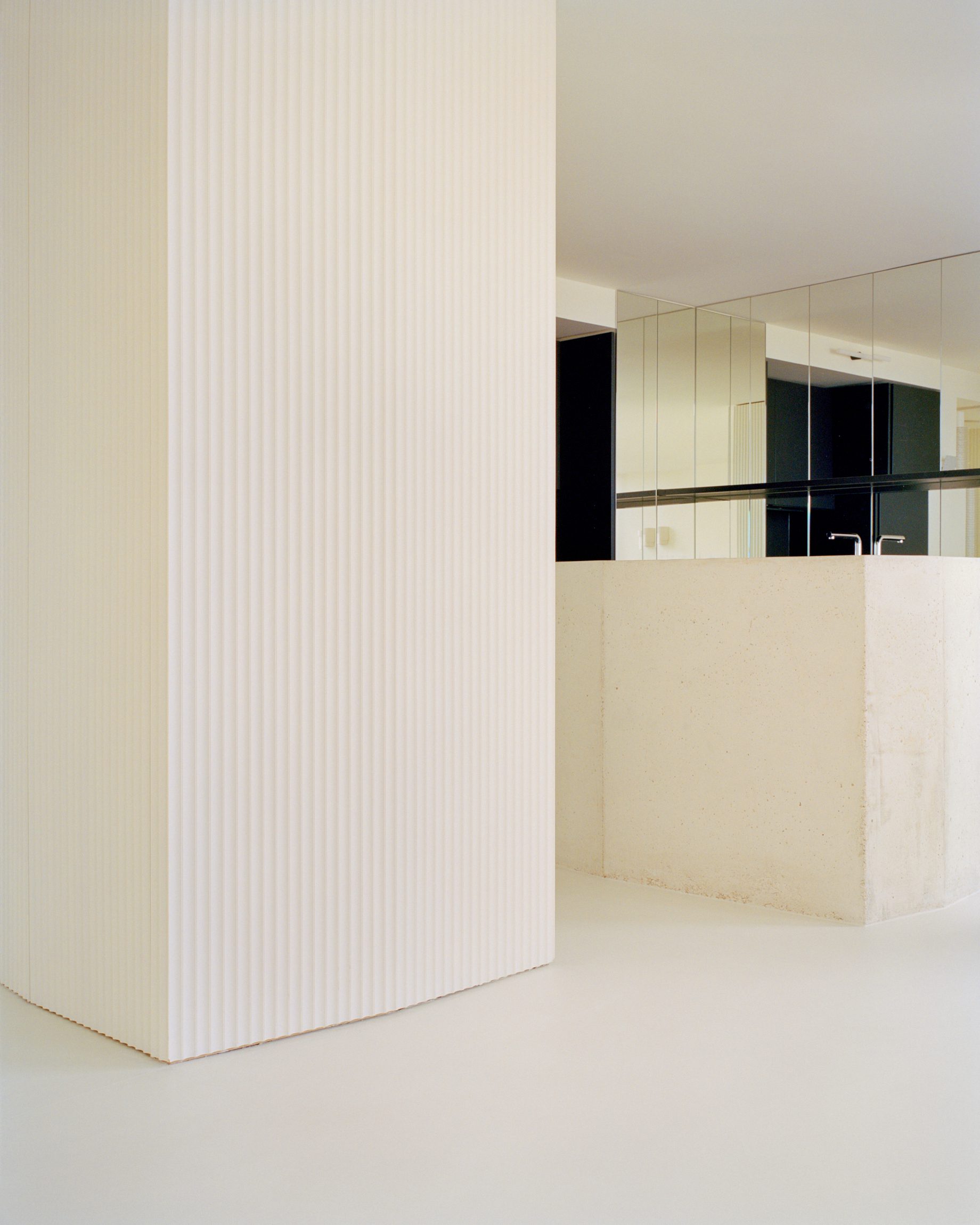 The Edge Apartment