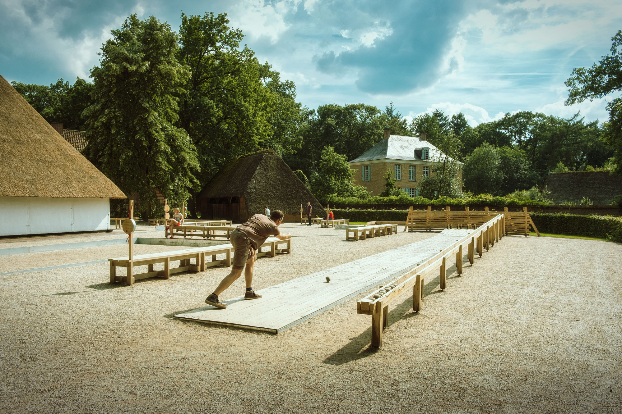 Volkssportenschuur Folk Sports Barn