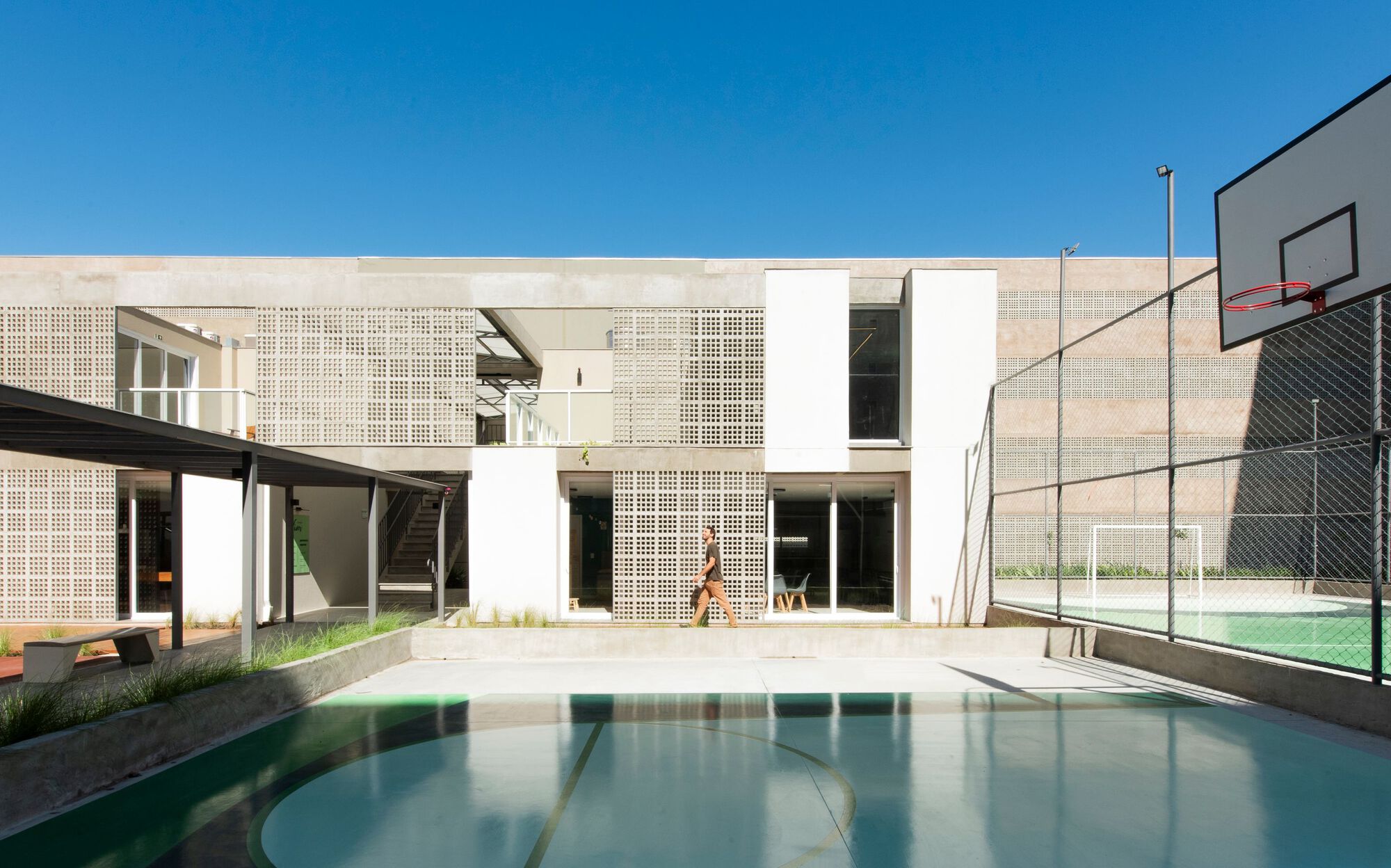 Viver Quartier Residential Complex