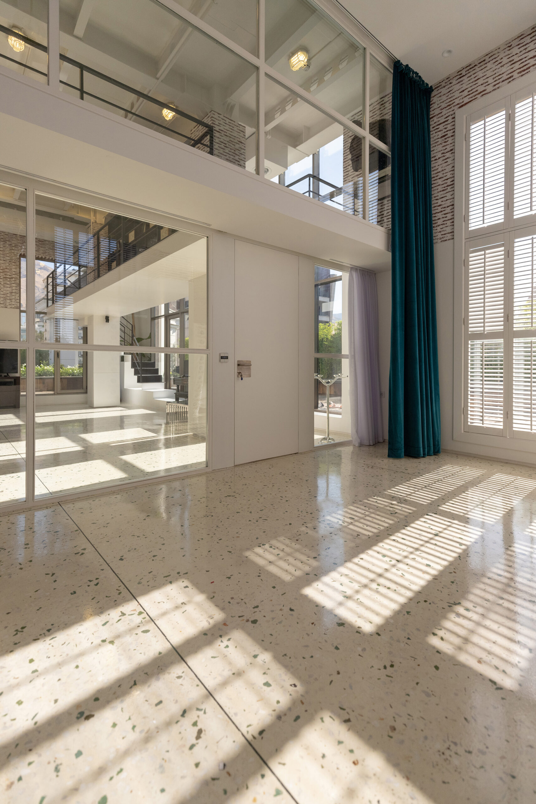 Showan Apartment Renovation