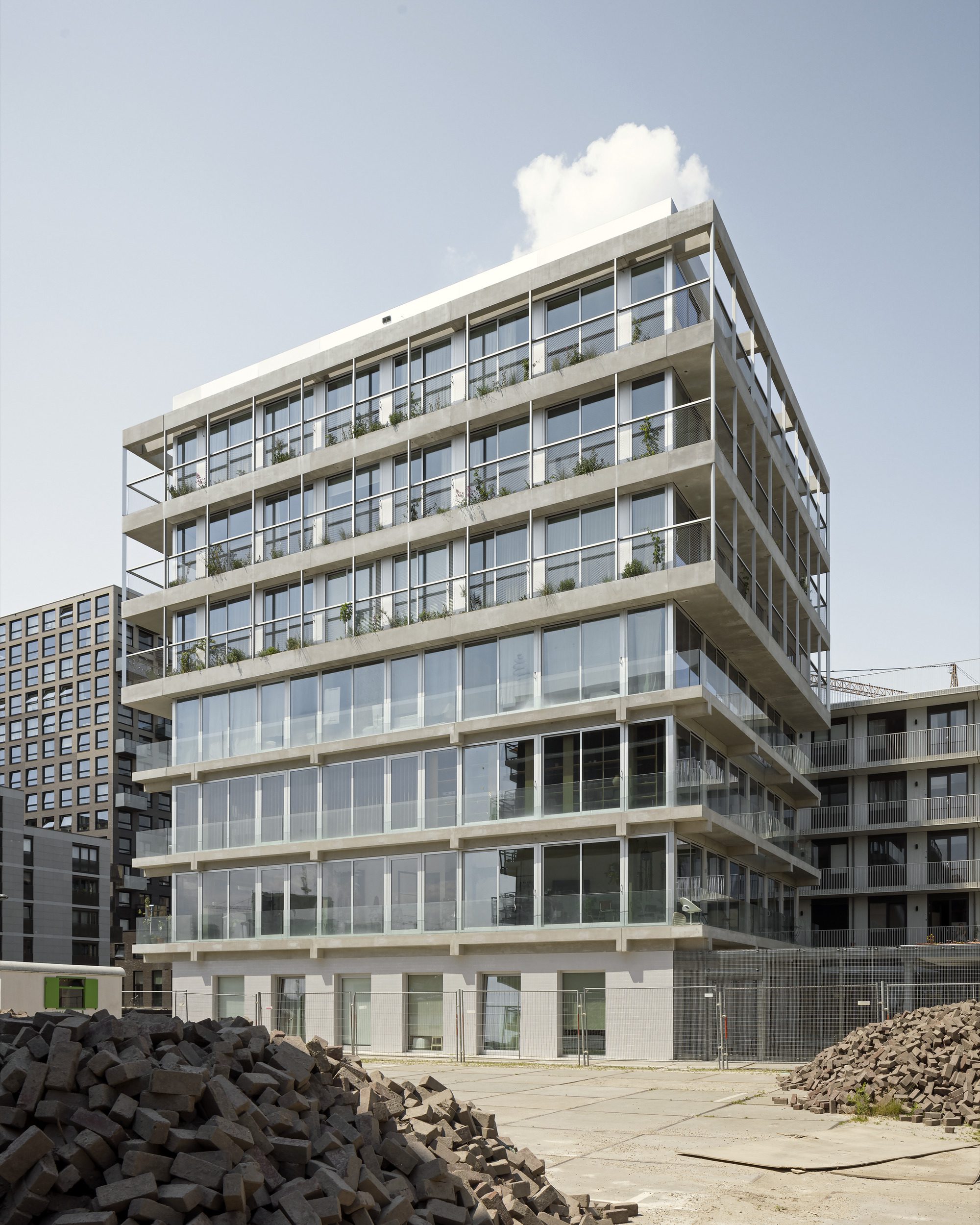 © Marcel van der Burg6