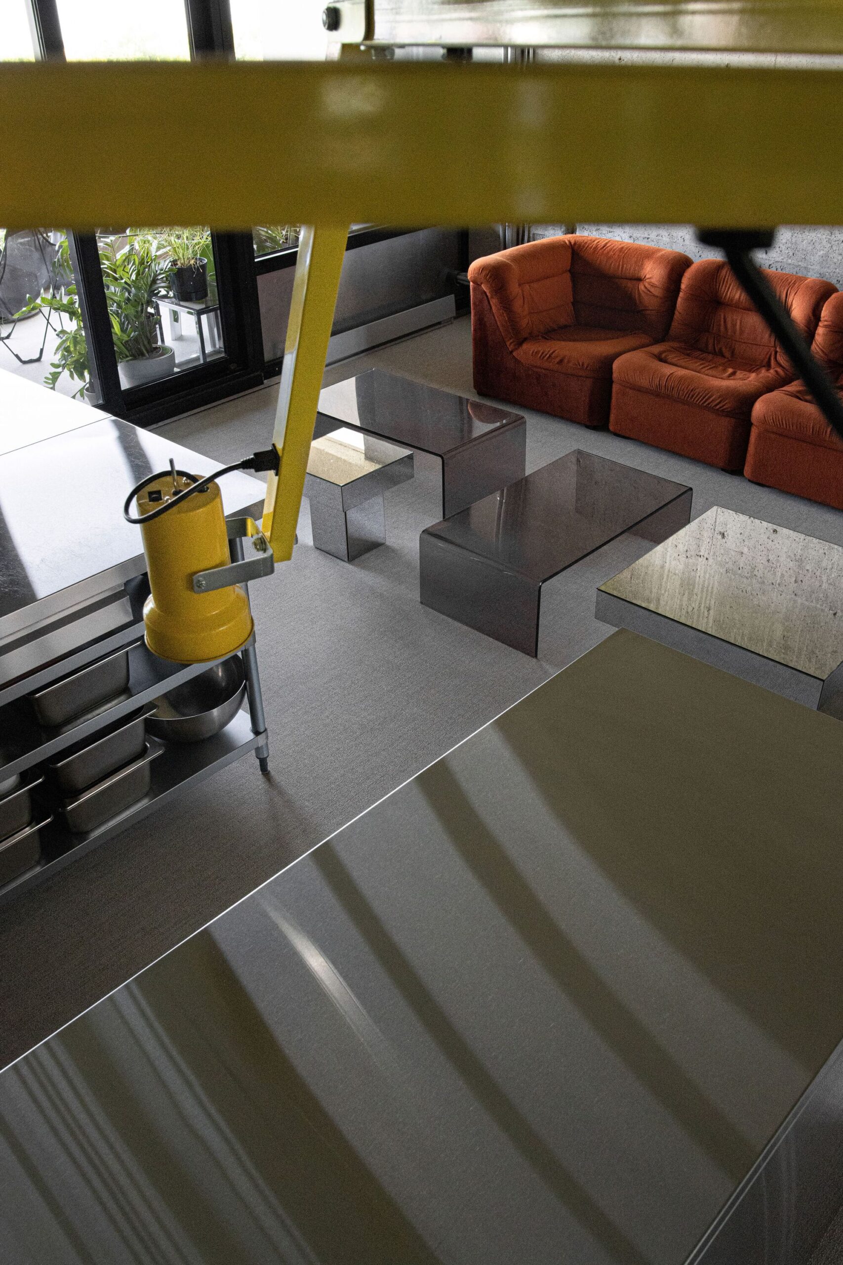 Bruj Creative Laboratory Apartment