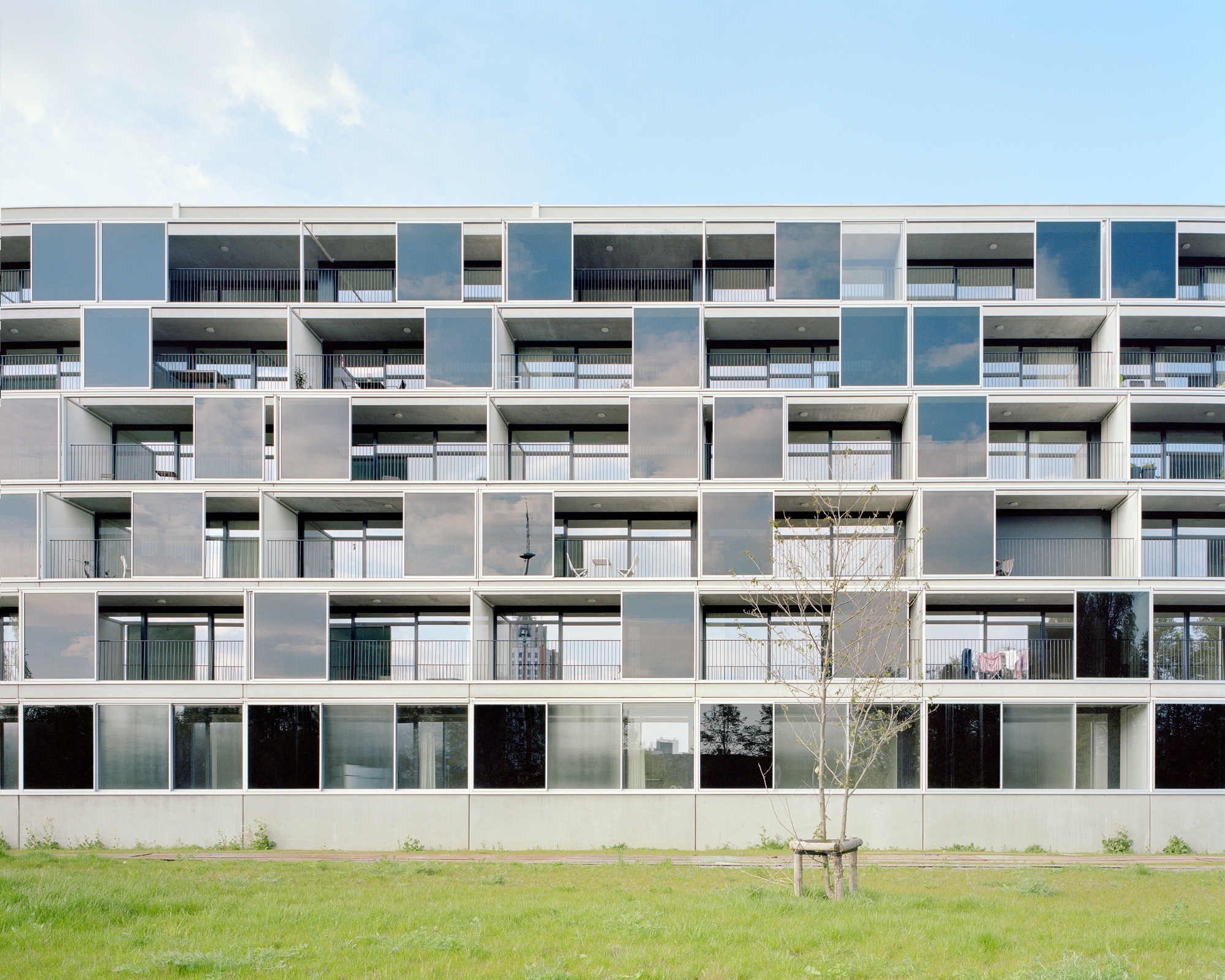 Tweewater Housing