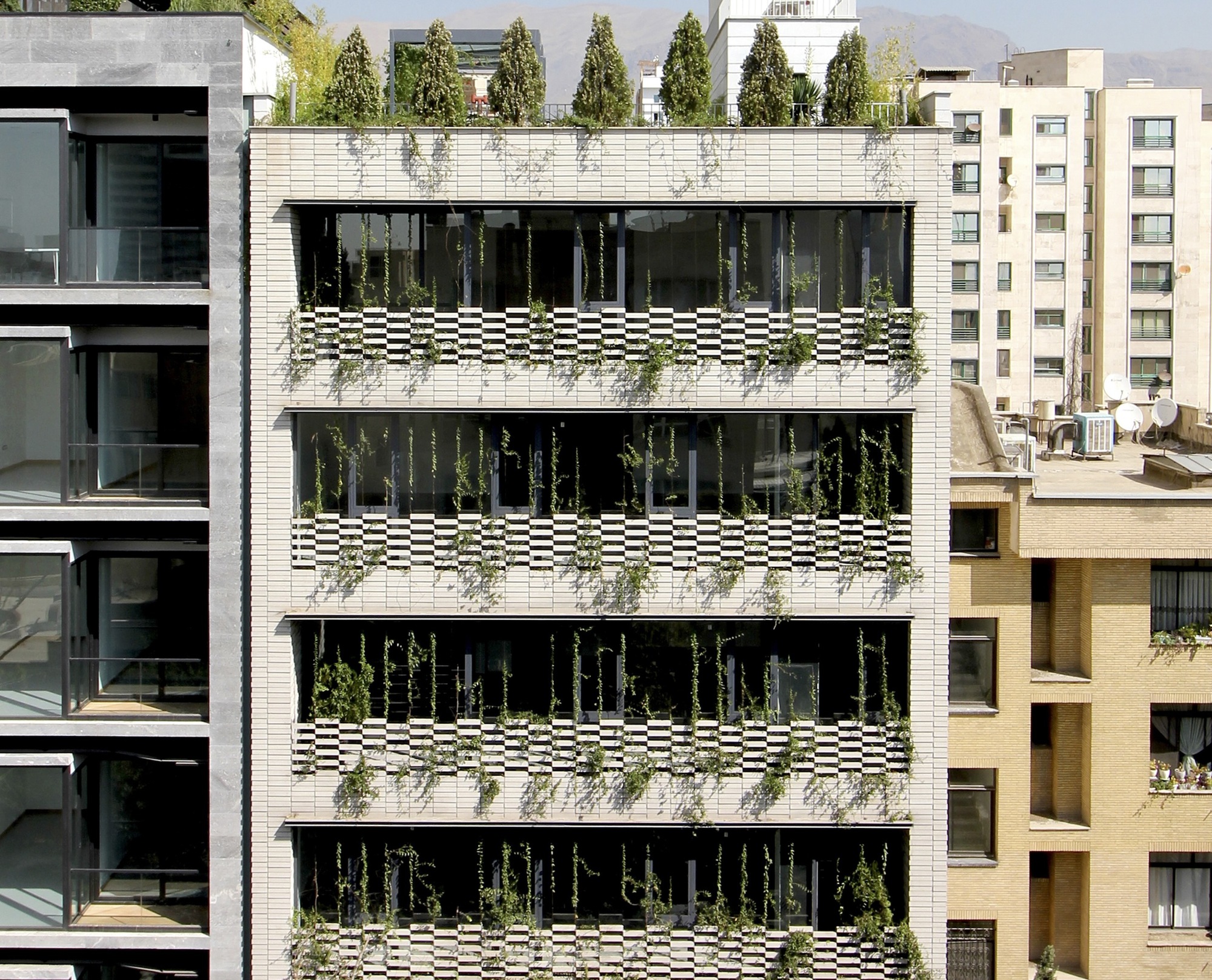 SARVESTAN Apartments
