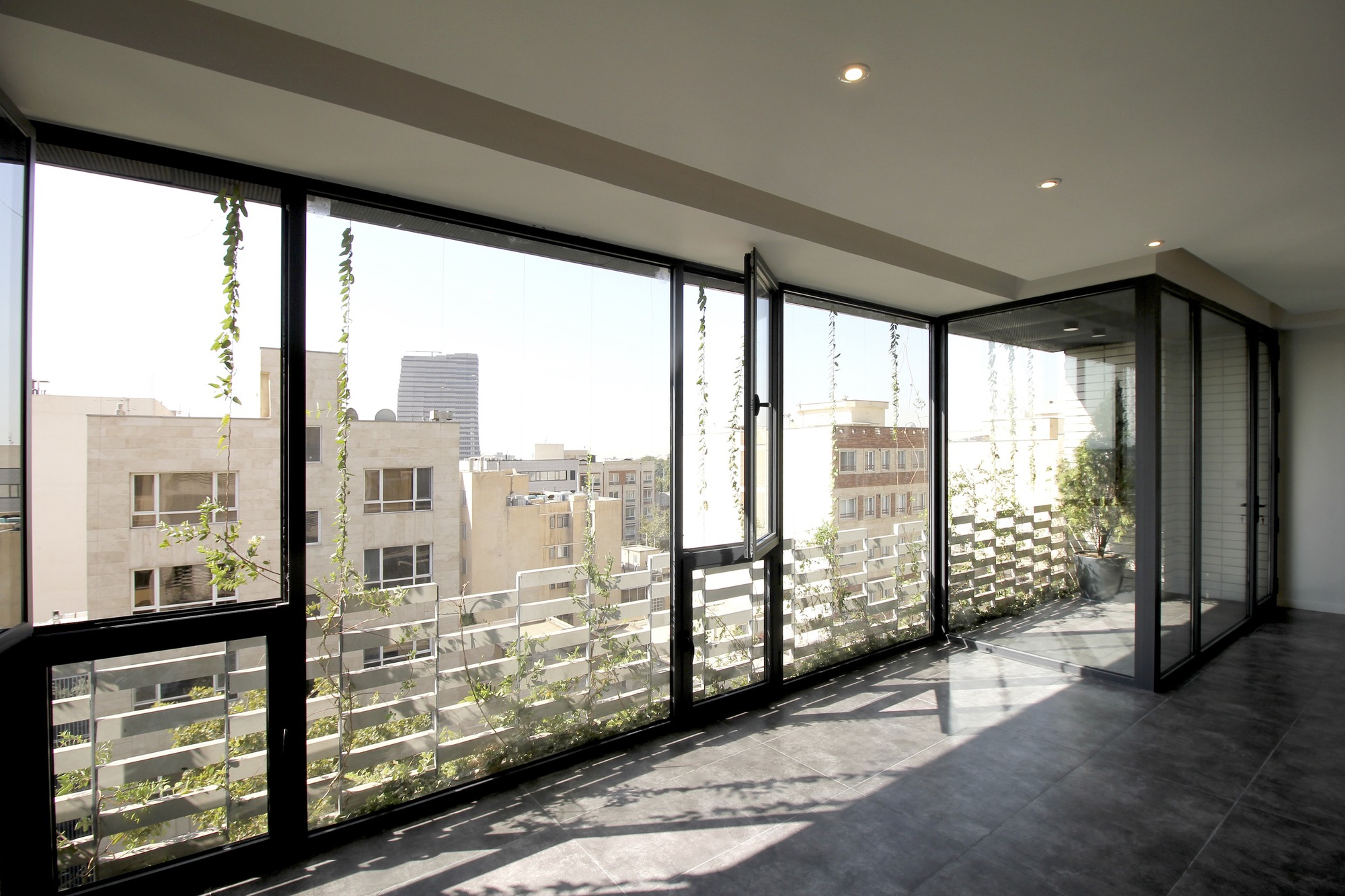 SARVESTAN Apartments