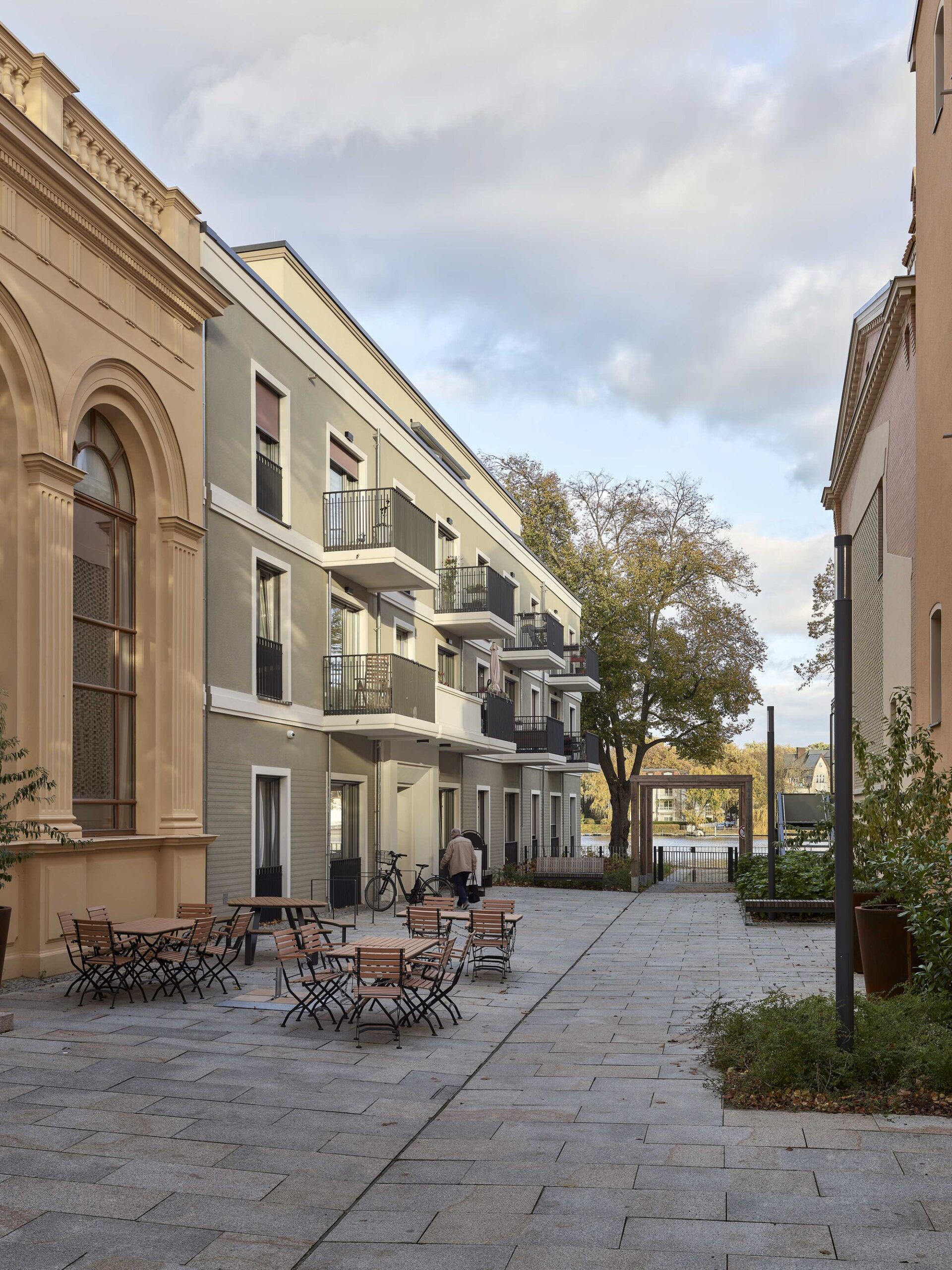 VILVIF Senior Residence